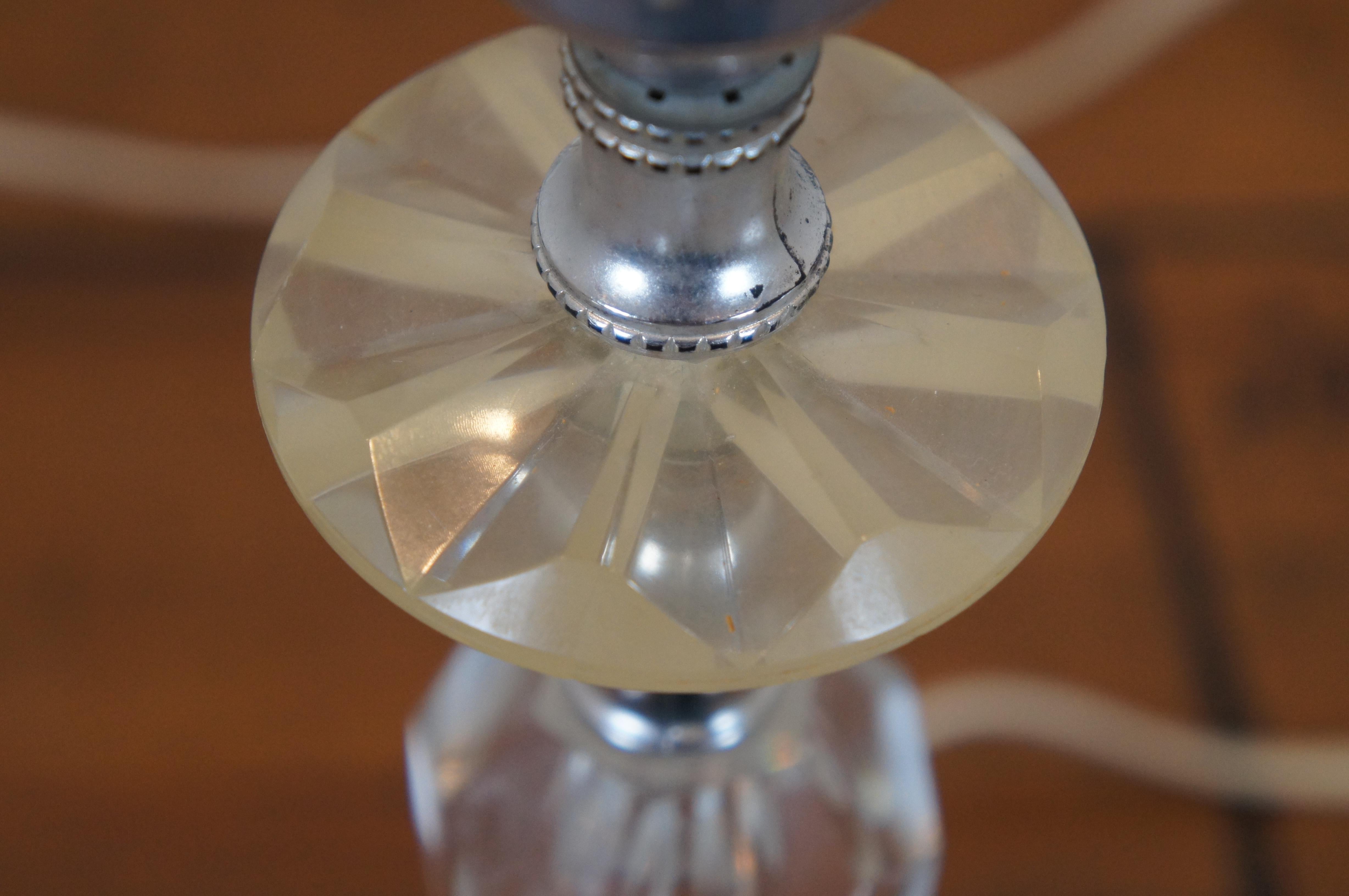 2 Mid-Century Hollywood Regency Crystal & Lucite Boudoir Vanity Lamps For Sale 6