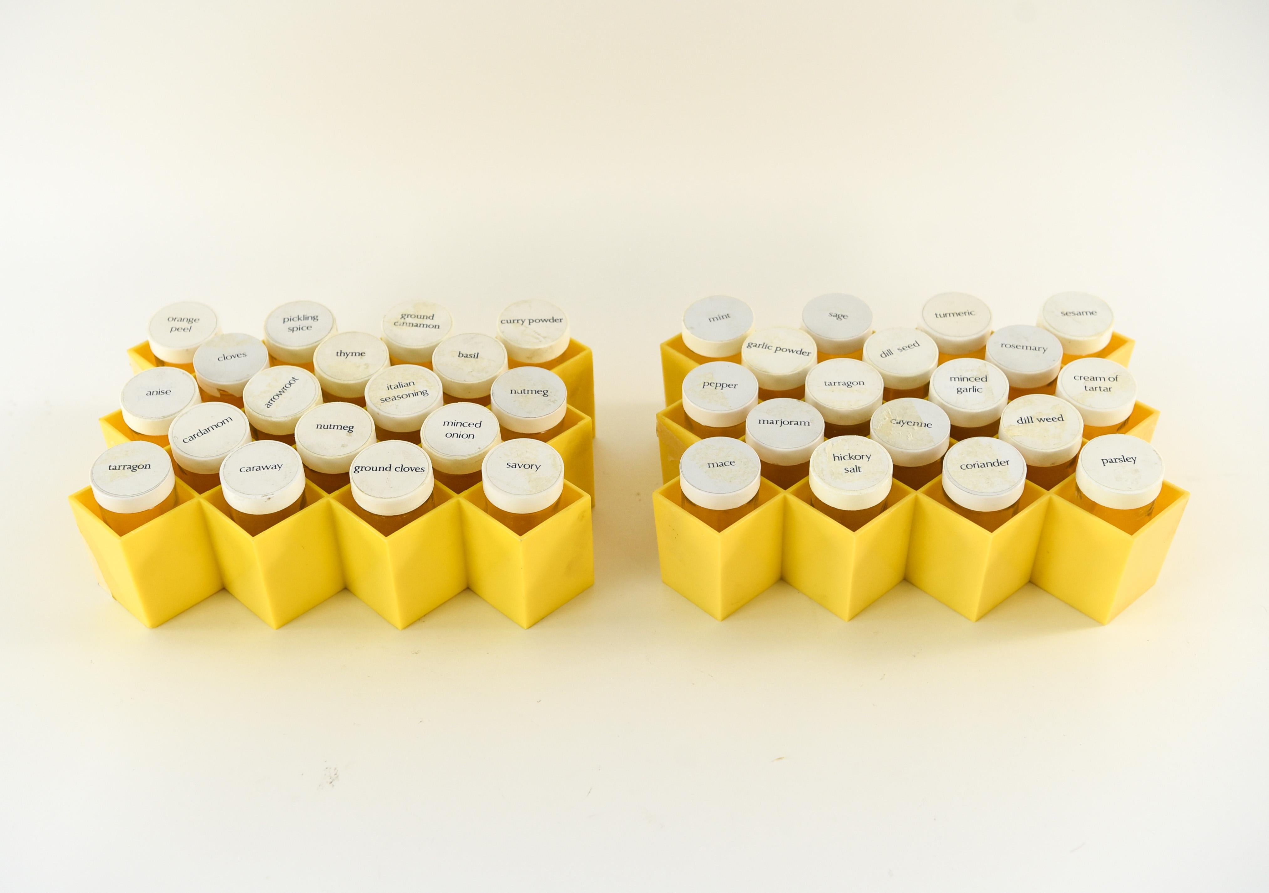 '2' Midcentury Honeycomb Wall-Mounting Acrylic Spice Racks 4