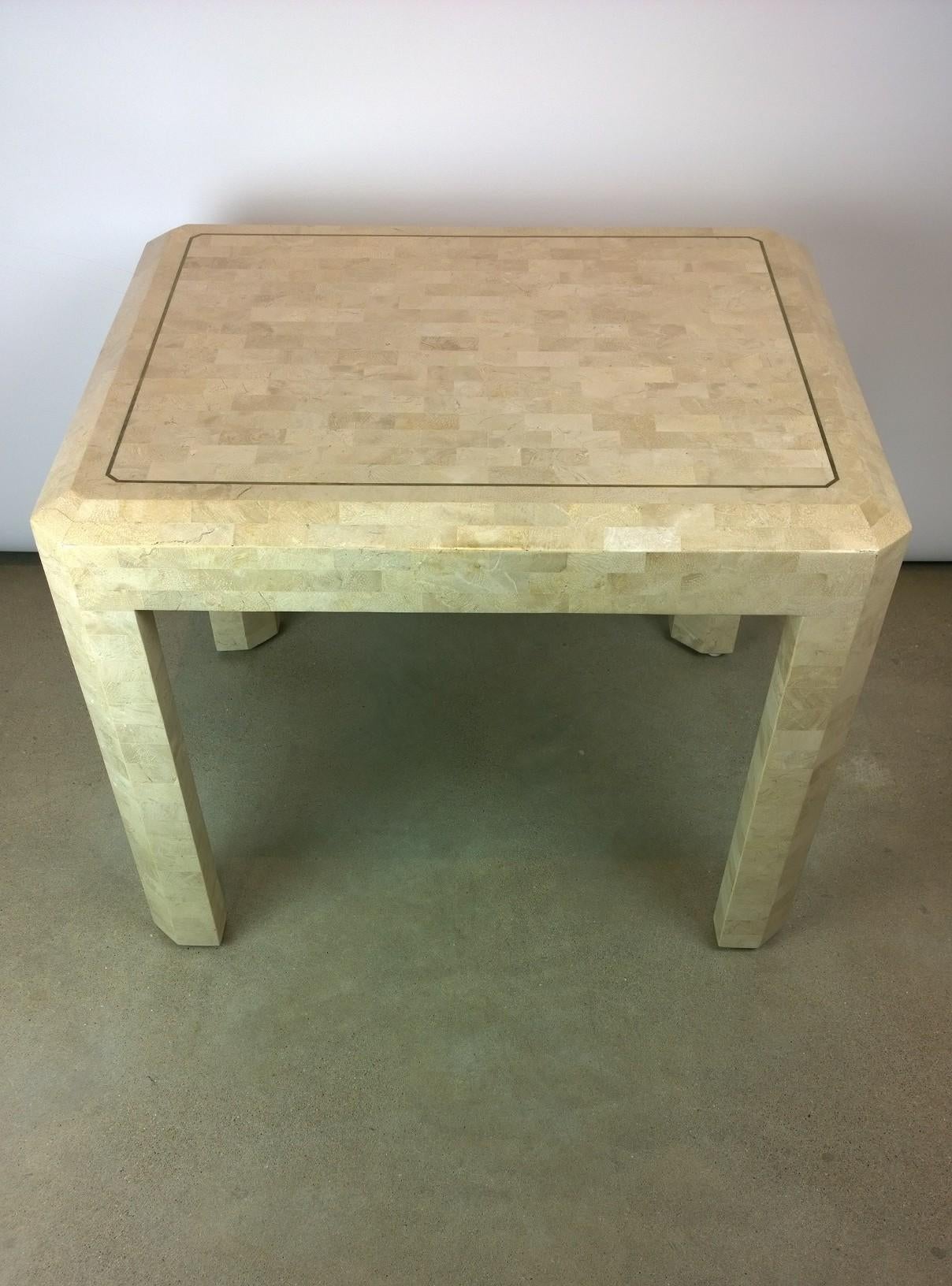 2 Maitland-Smith Ivory & Tan Tessellated Fossil w/ Inlaid Brass Band Side Tables For Sale 7