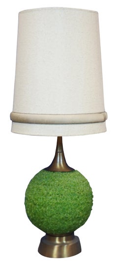 2 Mid-Century Modern Atomic Spun Lucite Green Spaghetti Table Lamps