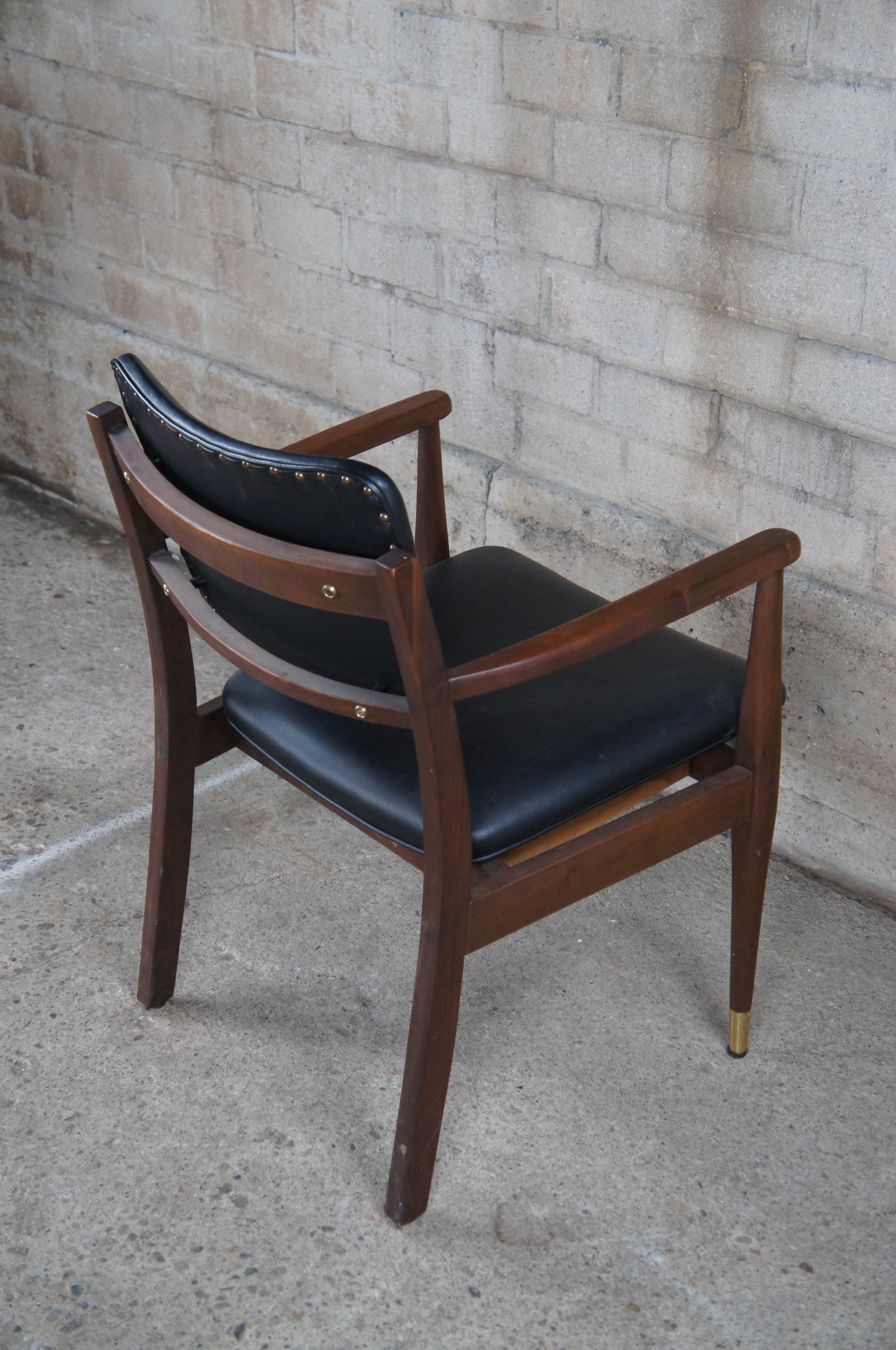2 Mid Century Modern Gregson Danish Style Walnut & Leather Arms Chairs MCM Pair For Sale 3