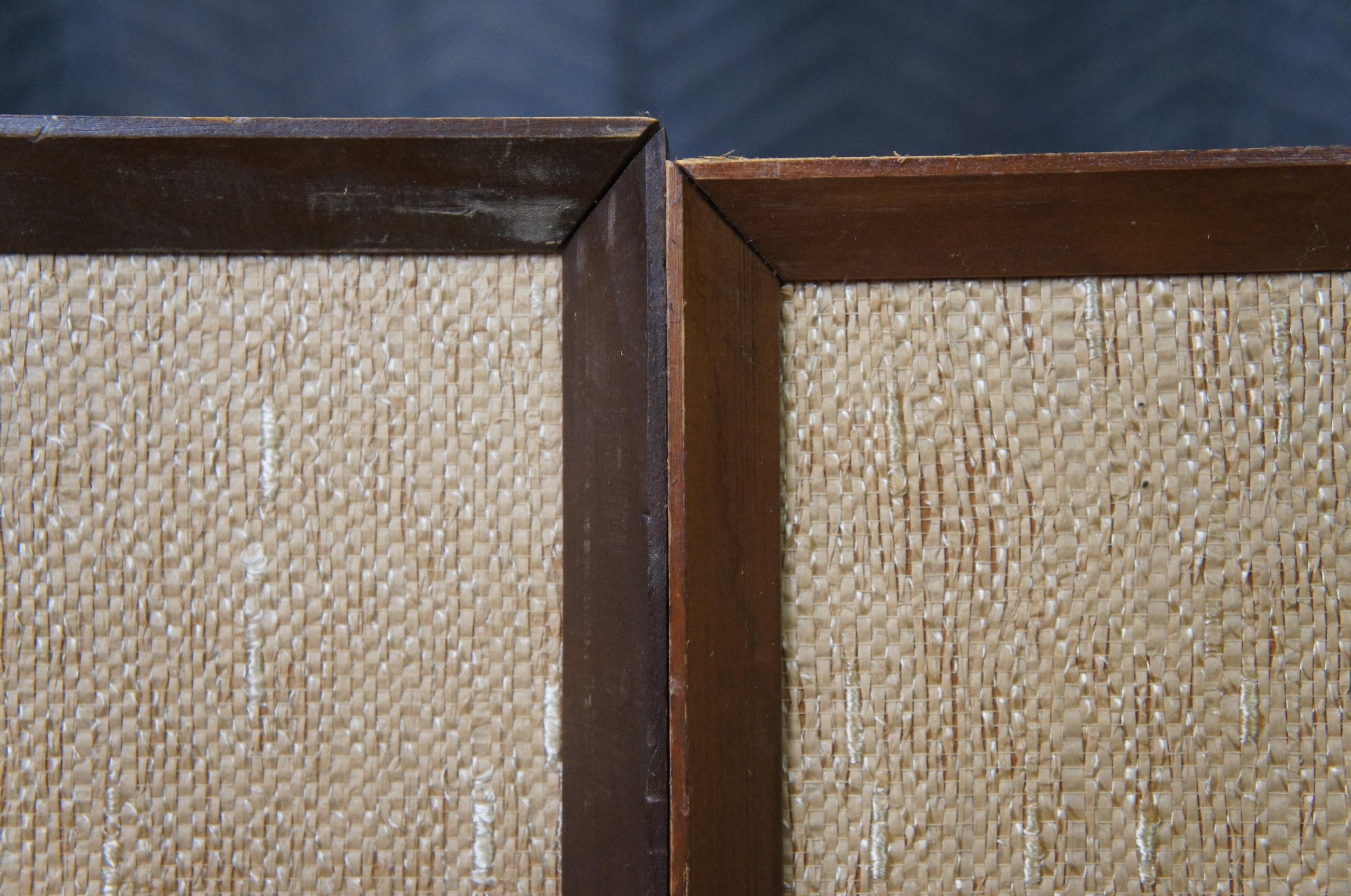 2 Pagoda moderna de mediados de siglo Paneles de pared de arte de guijarros mozáicos de pavo real 37 siglo XX