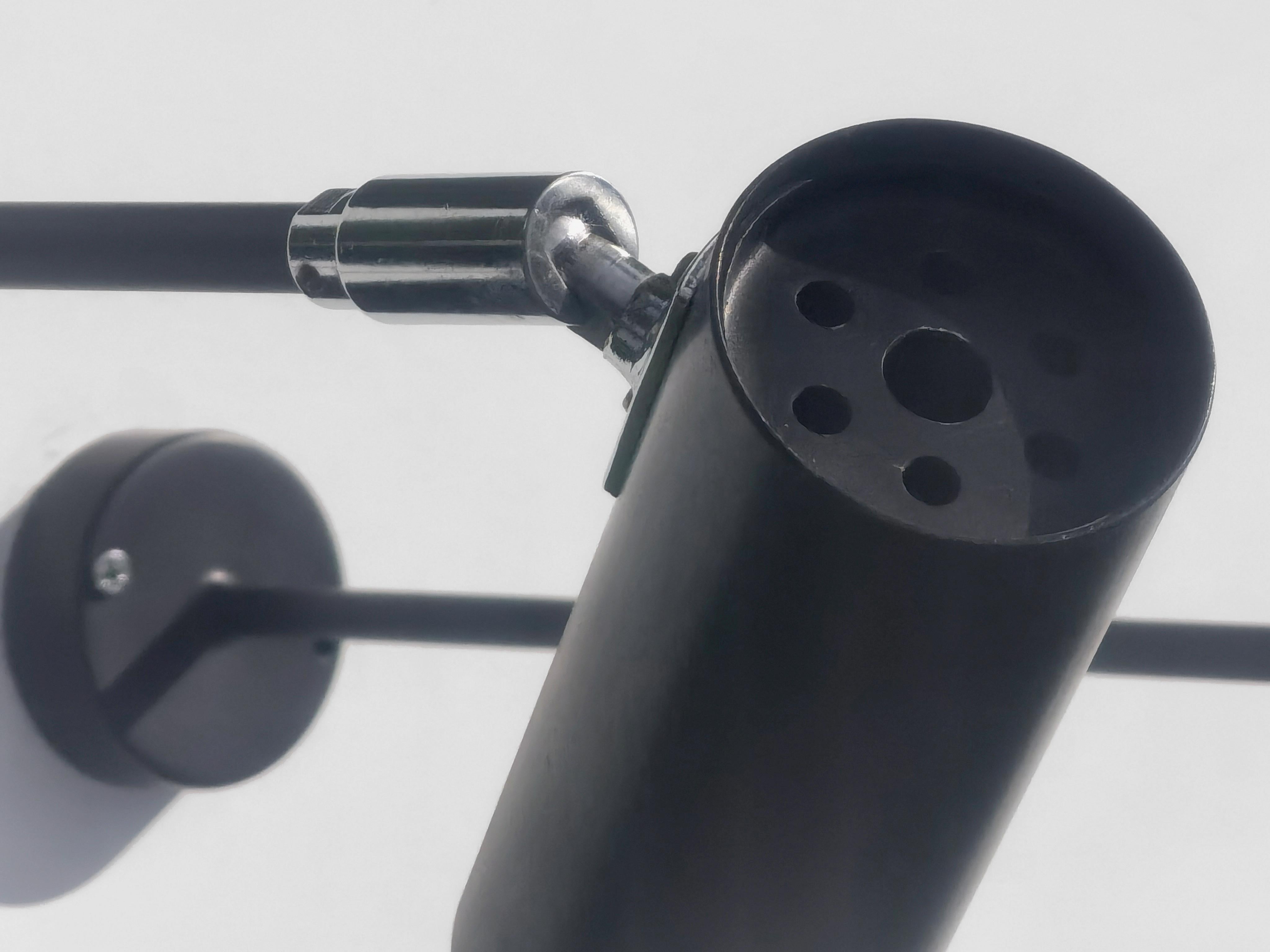 2 APARATOS DE PARED MODERNOS DEL MEDIO SIGLO de RENE-JEAN CAILLETTE PARSCOT Francia 1950 Metal en venta