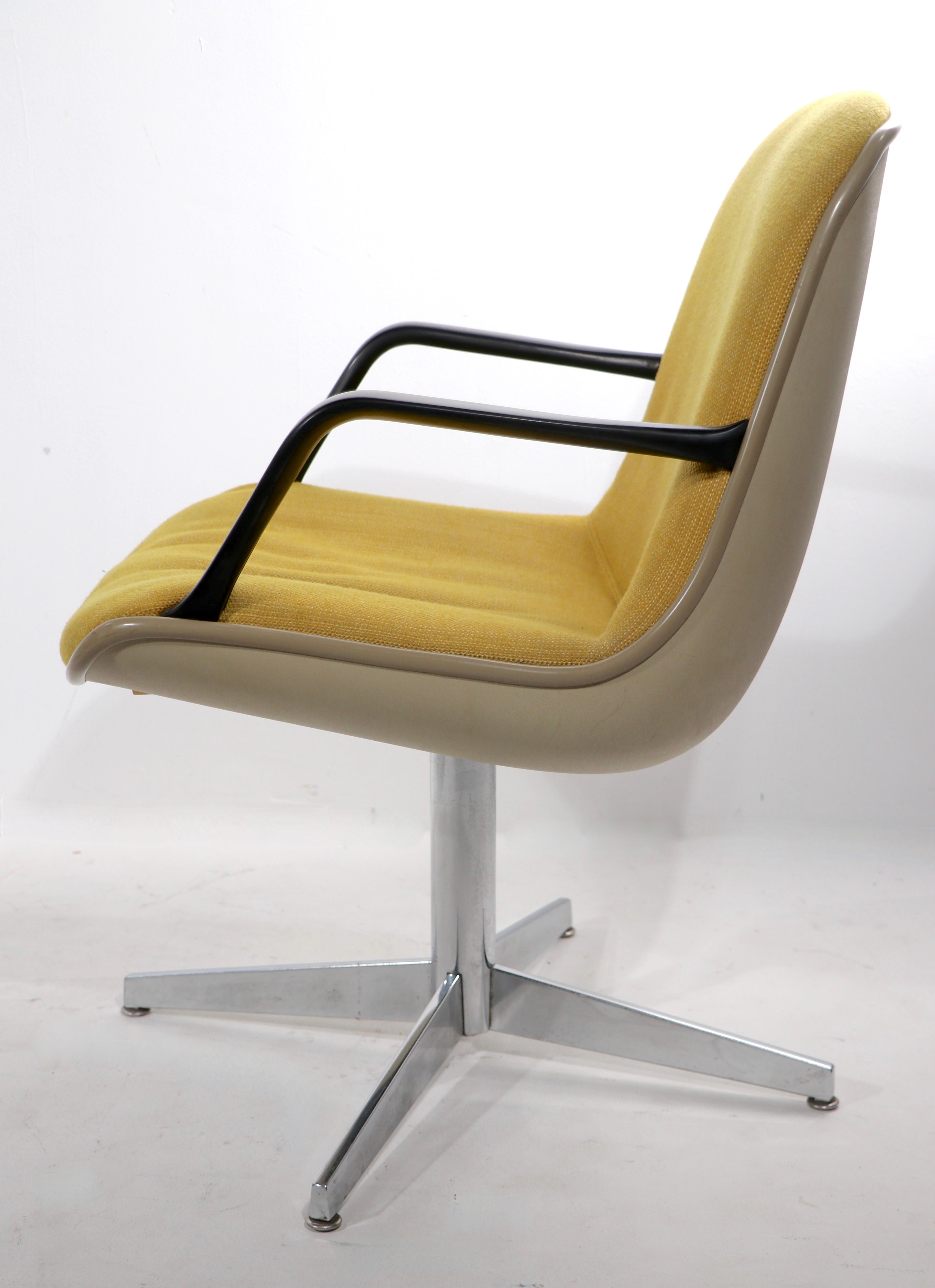 Post-Modern 2 Mid Century Steelcase Swivel Arm Chairs after Pollock for Knoll