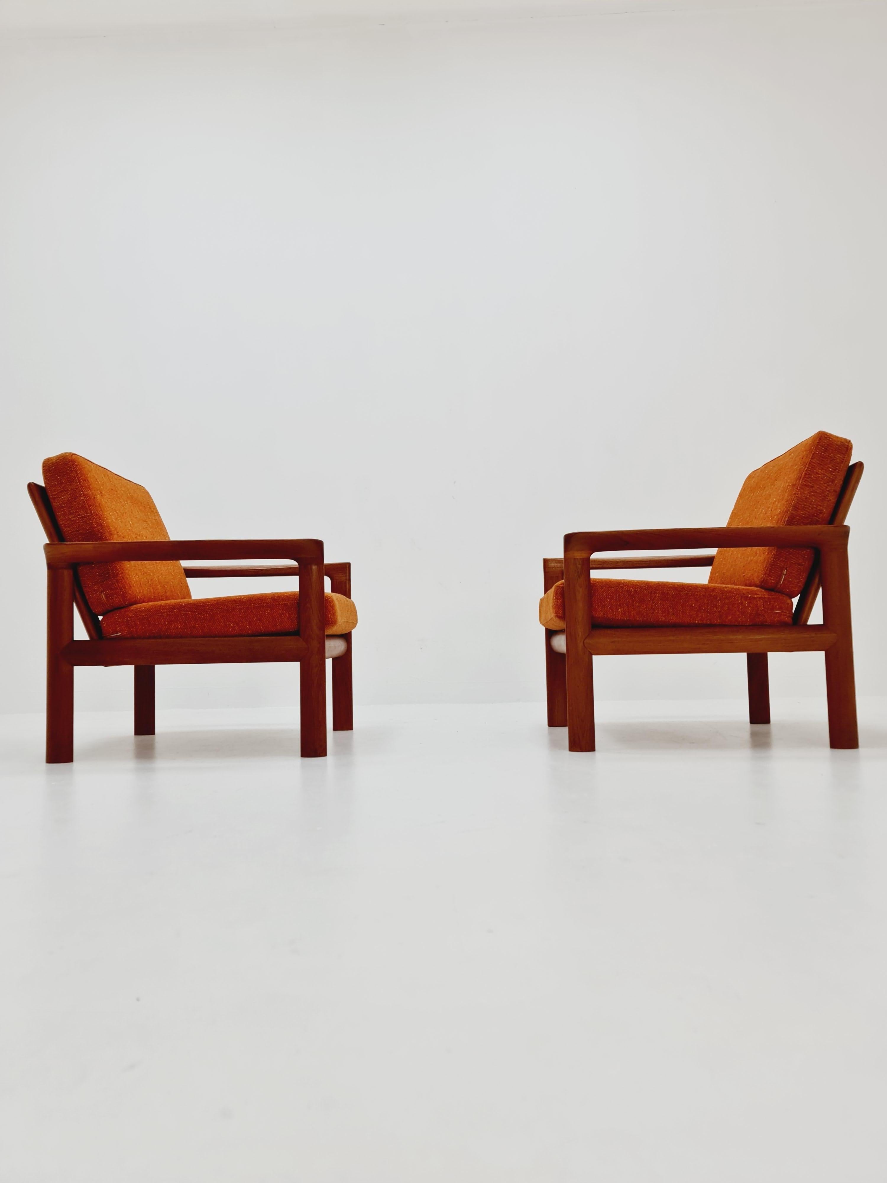 2 Mid century teak easy lounge / arm chairs by Sven Ellekaer for Komfort For Sale 4