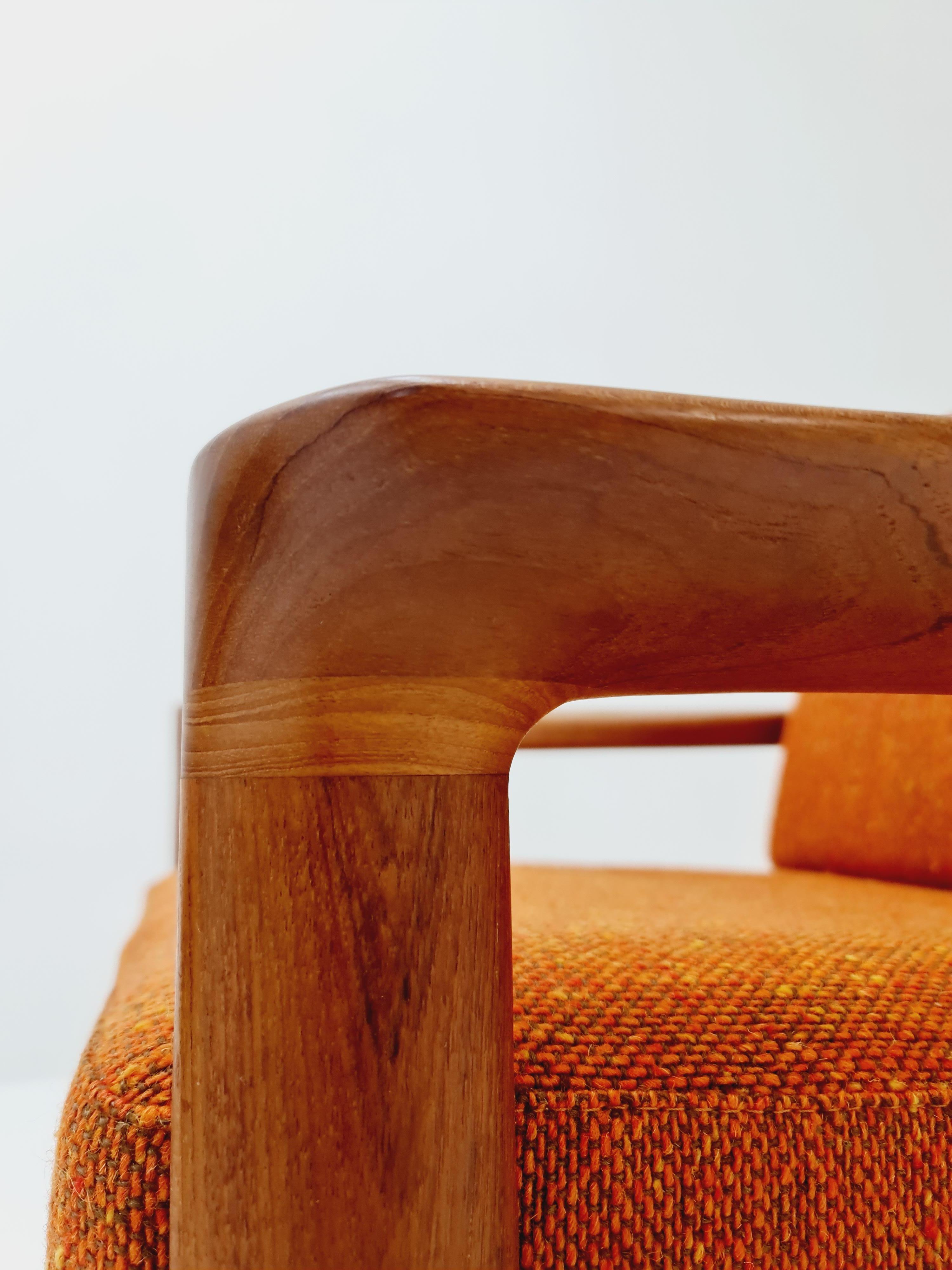 2 einfache Lounge-/Sessel aus Teakholz von Sven Ellekaer für Komfort, Mitte des Jahrhunderts (Mitte des 20. Jahrhunderts) im Angebot