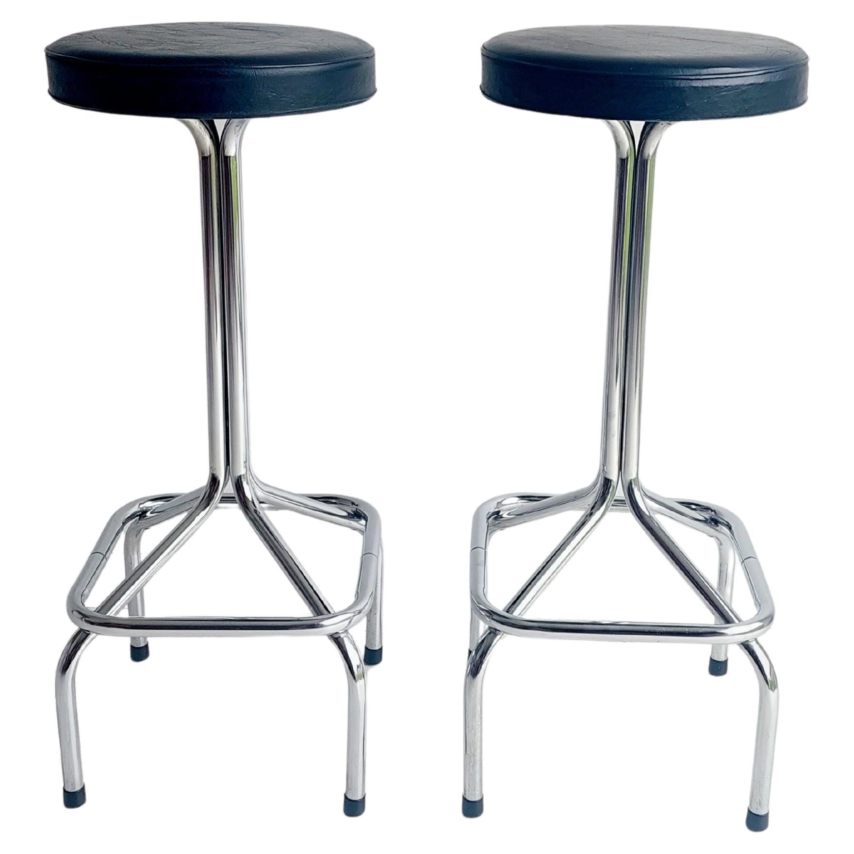  2 Tabourets de cuisine hollandais en vinyle et chrome, 1950s 1960s en vente