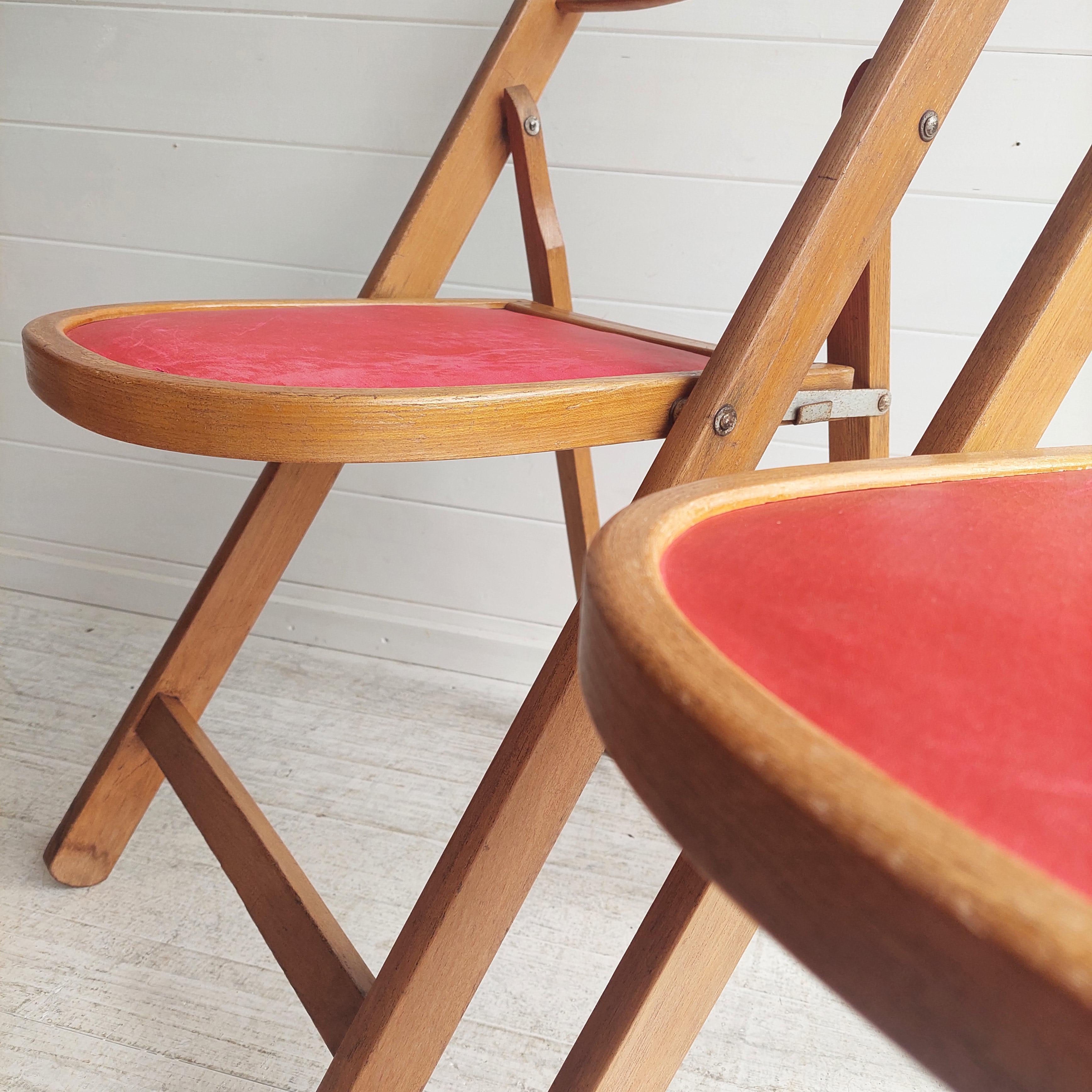 2 Mid Century Vintage Wooden padded Folding Chairs, 1950s  7