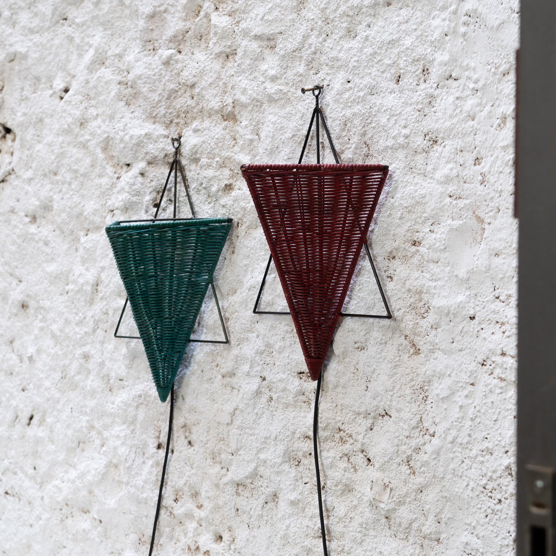 2 Mid Century Wall Sconces in Iron and Rattan (1960) Bon état - En vente à Barcelona, ES