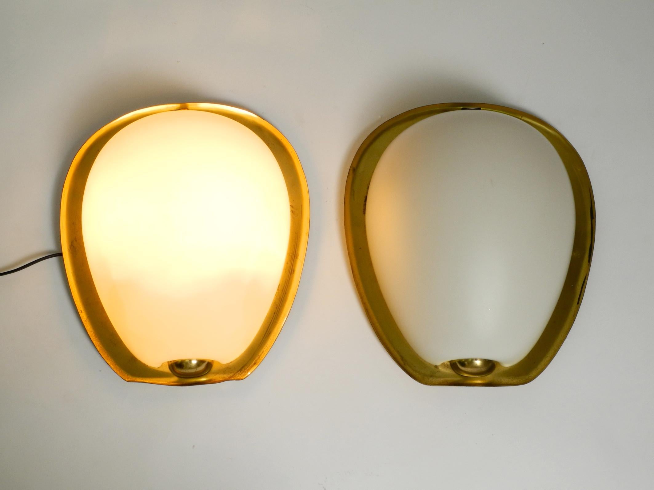 2 Mid Century XXL Brass Glass Wall Lamps by Wilhelm Wagenfeld, Peill & Putzler In Good Condition In München, DE