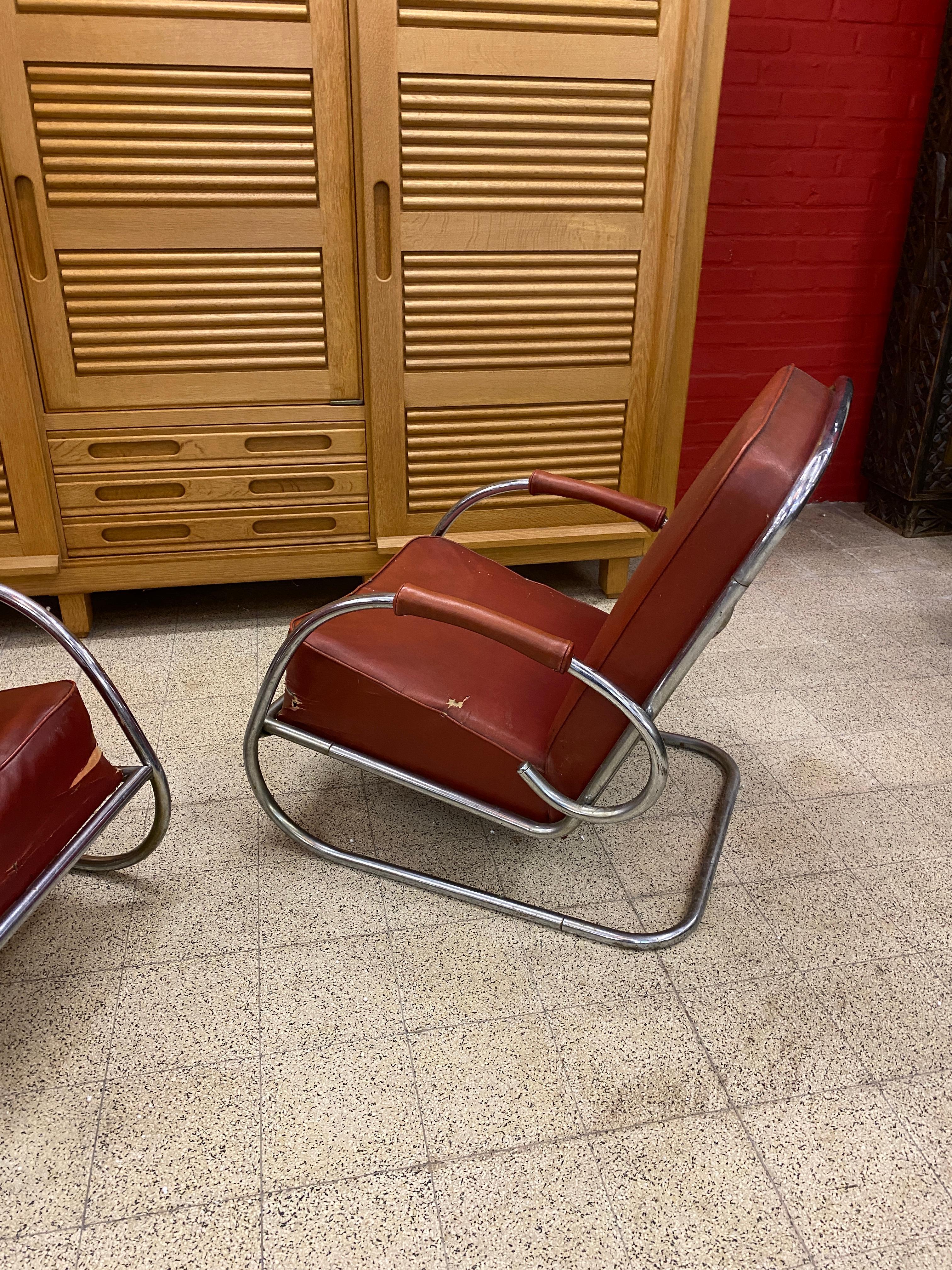 2 Modernist Art Deco Armchairs in Chromed Metal and Faux Leather circa 1920-1930 For Sale 4