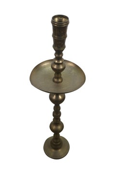 2 candelabros de altar de latón grabado marroquí, de 36"