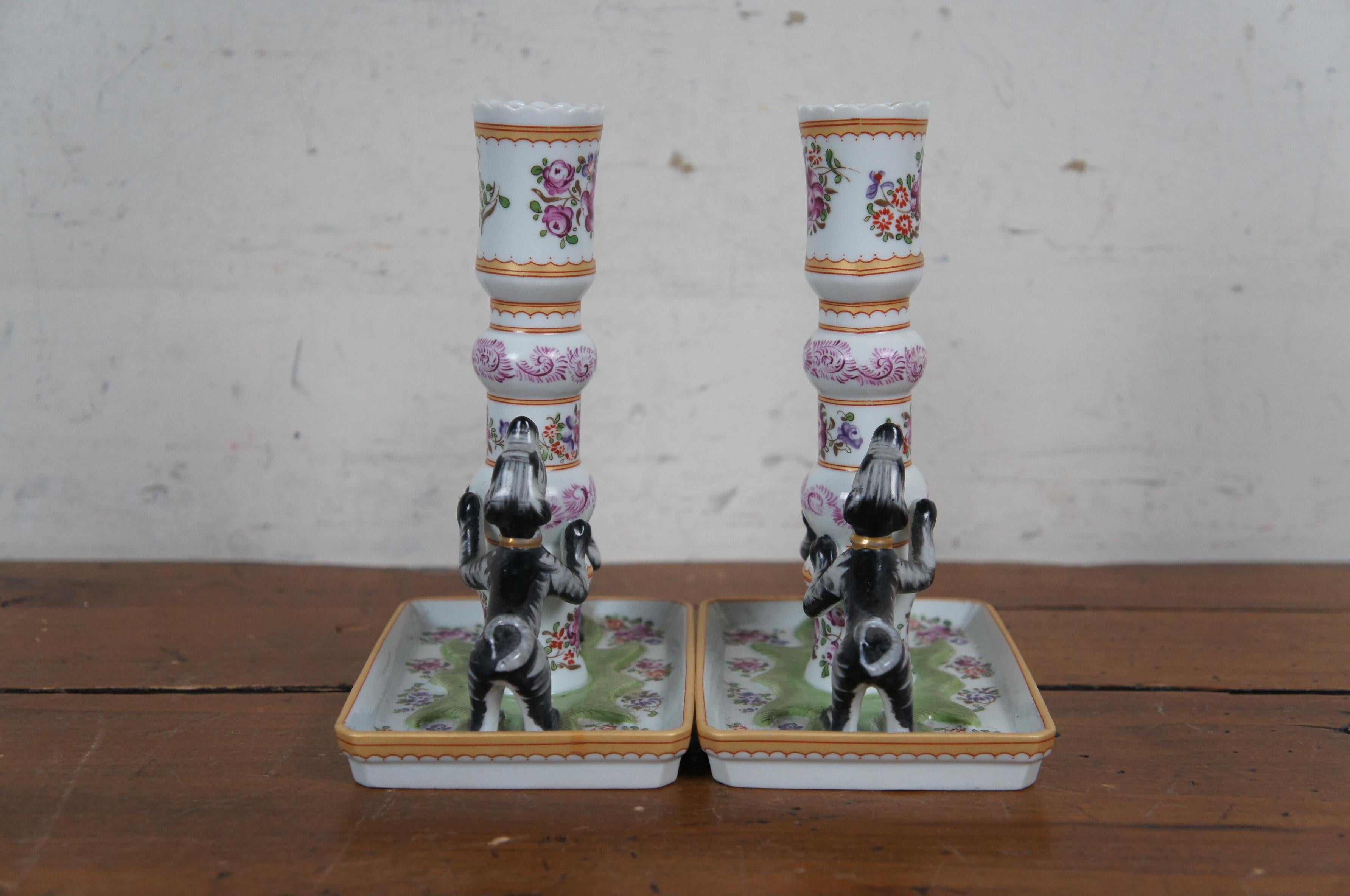 2 Mottahedeh Stately Homes Sir Humphrey Wakefield Famille Rose Candlesticks 7
