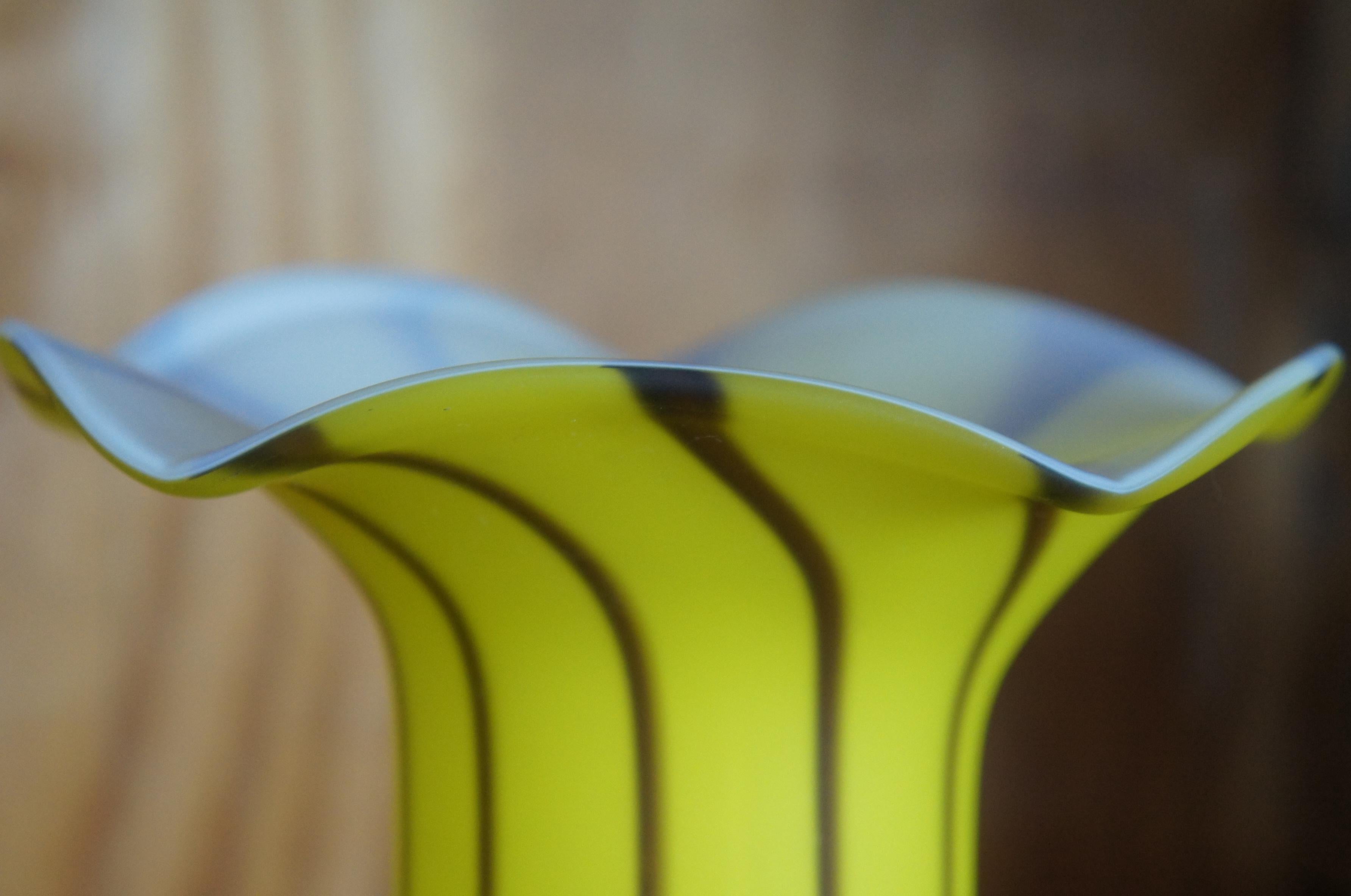 2 Murano Studio Art Glass Ruffled Satin Mantel Vase Pair Yellow Brown Striped 12 For Sale 5