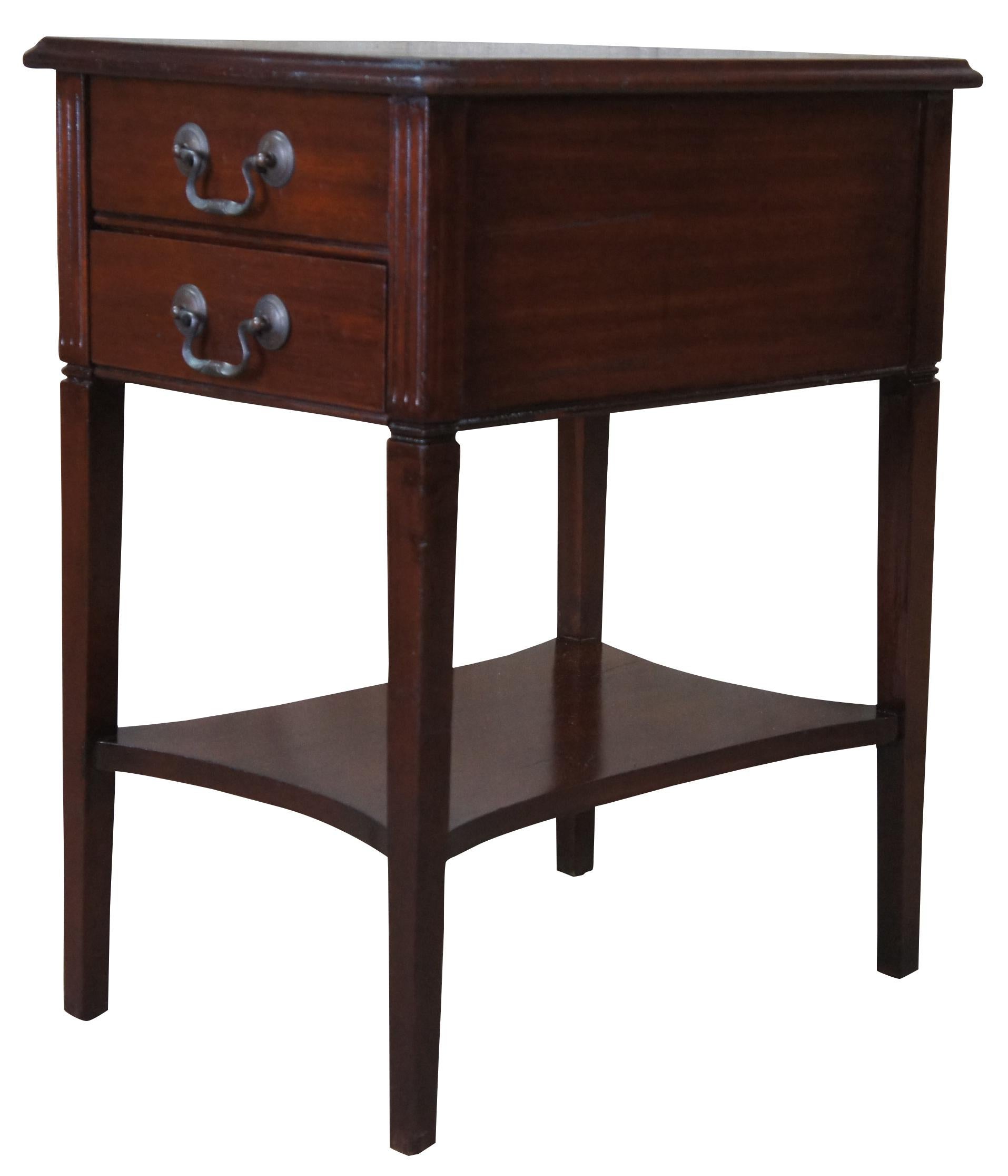 2 N. Snellenburg & Co Sheraton Mahogany Nighstand Commode End Tables Mid Century In Good Condition In Dayton, OH