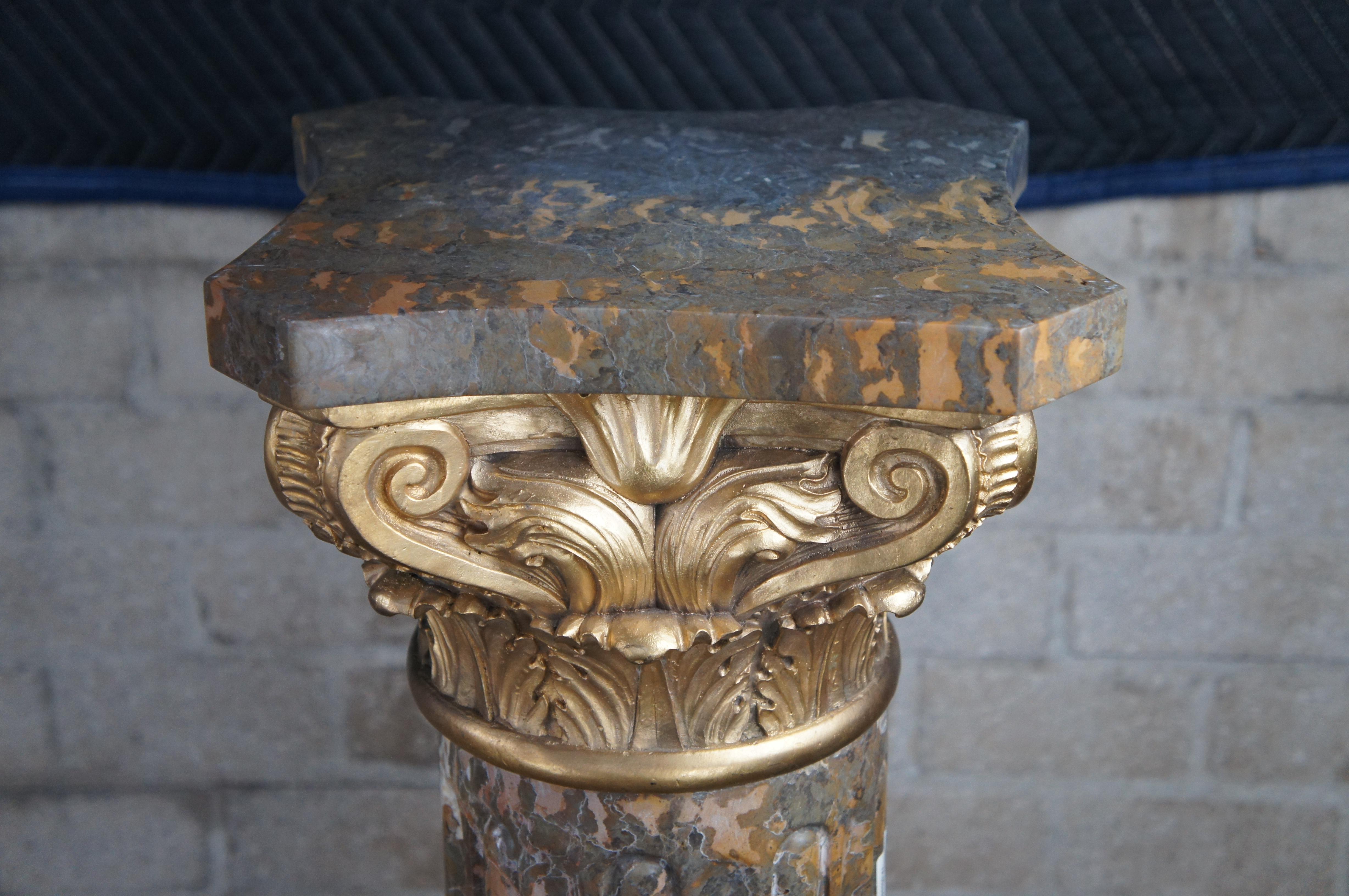 20ième siècle 2 Socles Sculpture de style Napoléon III en marbre or tigré et bronze doré en vente