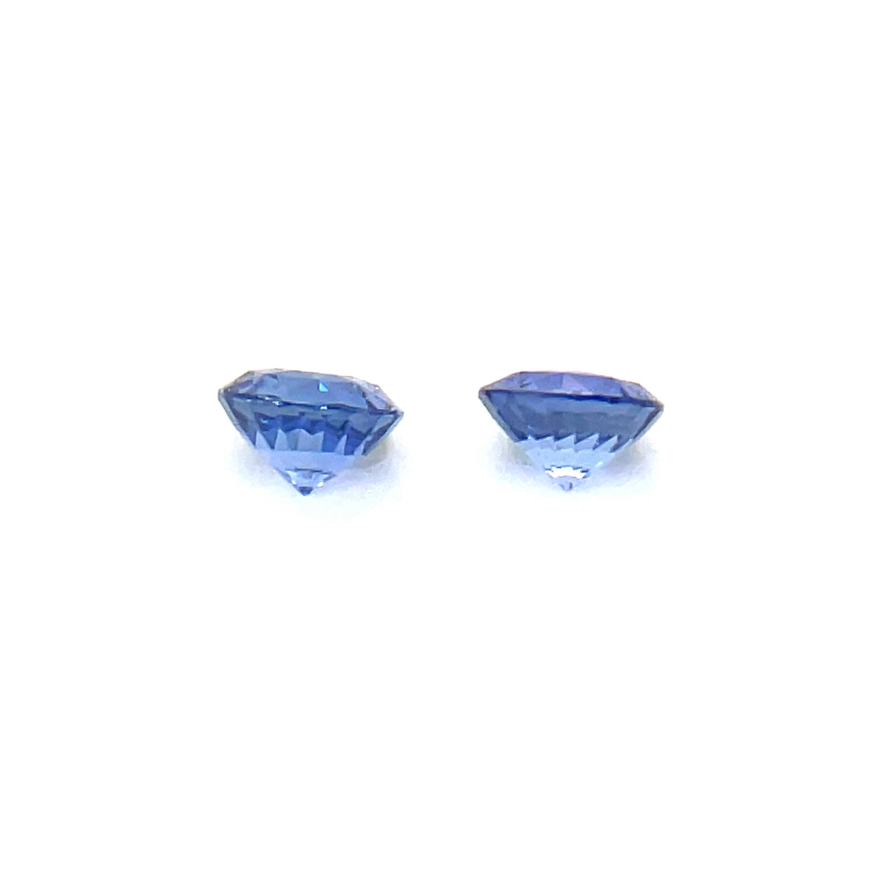 Round Cut 2 Natural Round Diamond-Cut Blue Sapphires Cts 1.21 For Sale