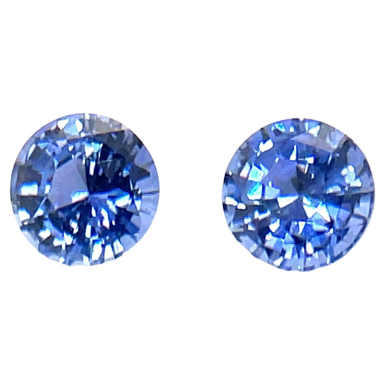 2 Natural Round Diamond-Cut Blue Sapphires Cts 1.21 For Sale