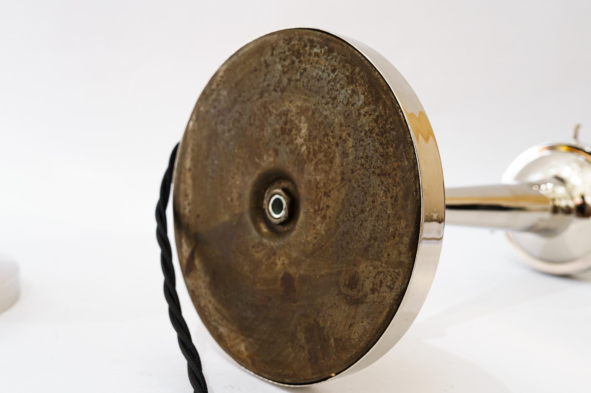 2 lampes de table Art déco nickelé viennoise vers les années 1920 en vente 5