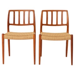 2 sedie Niels Moller - riparate, anni '70, modello 83, teak danese