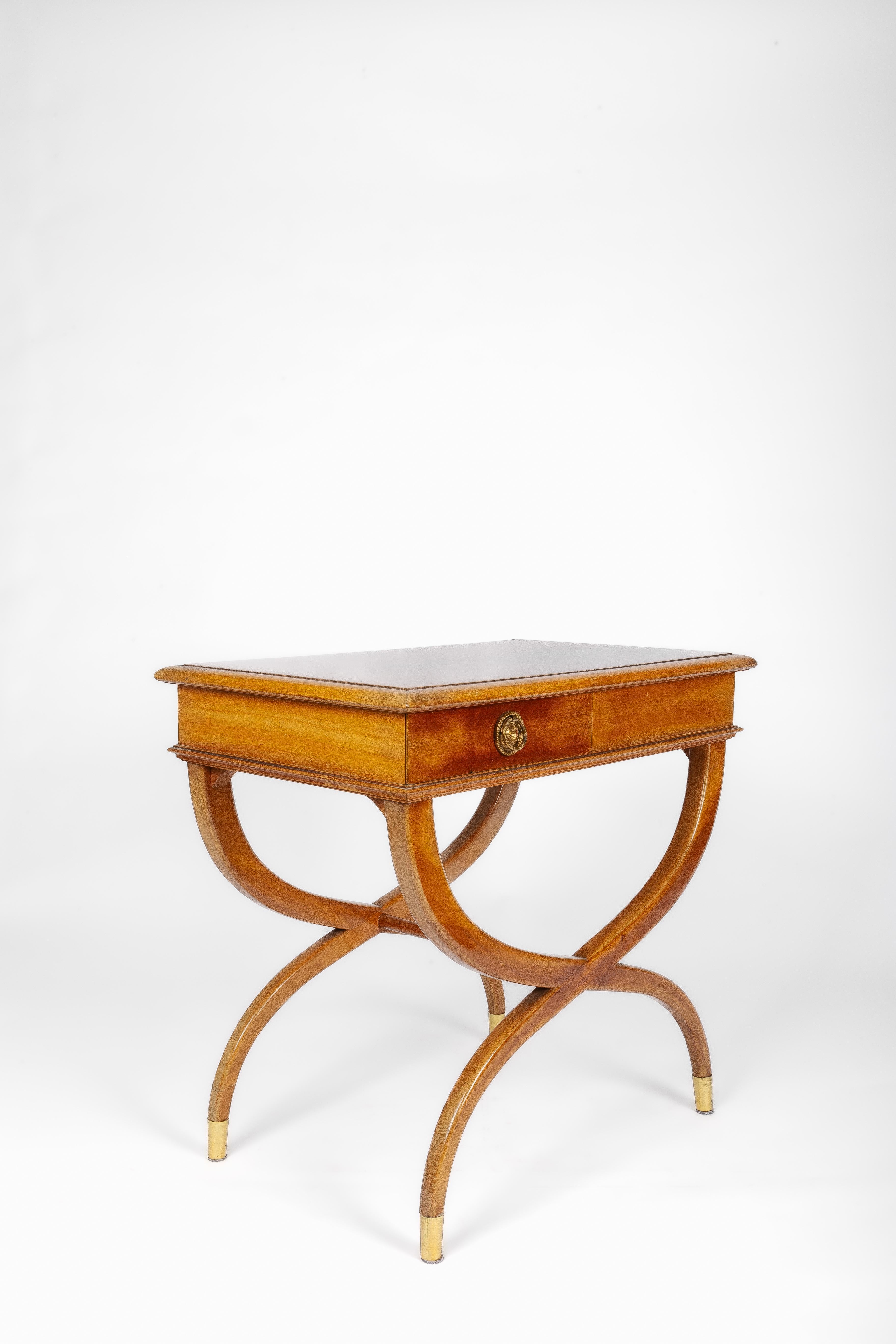 2 Night stands gondola form, 1940's regency style For Sale 3