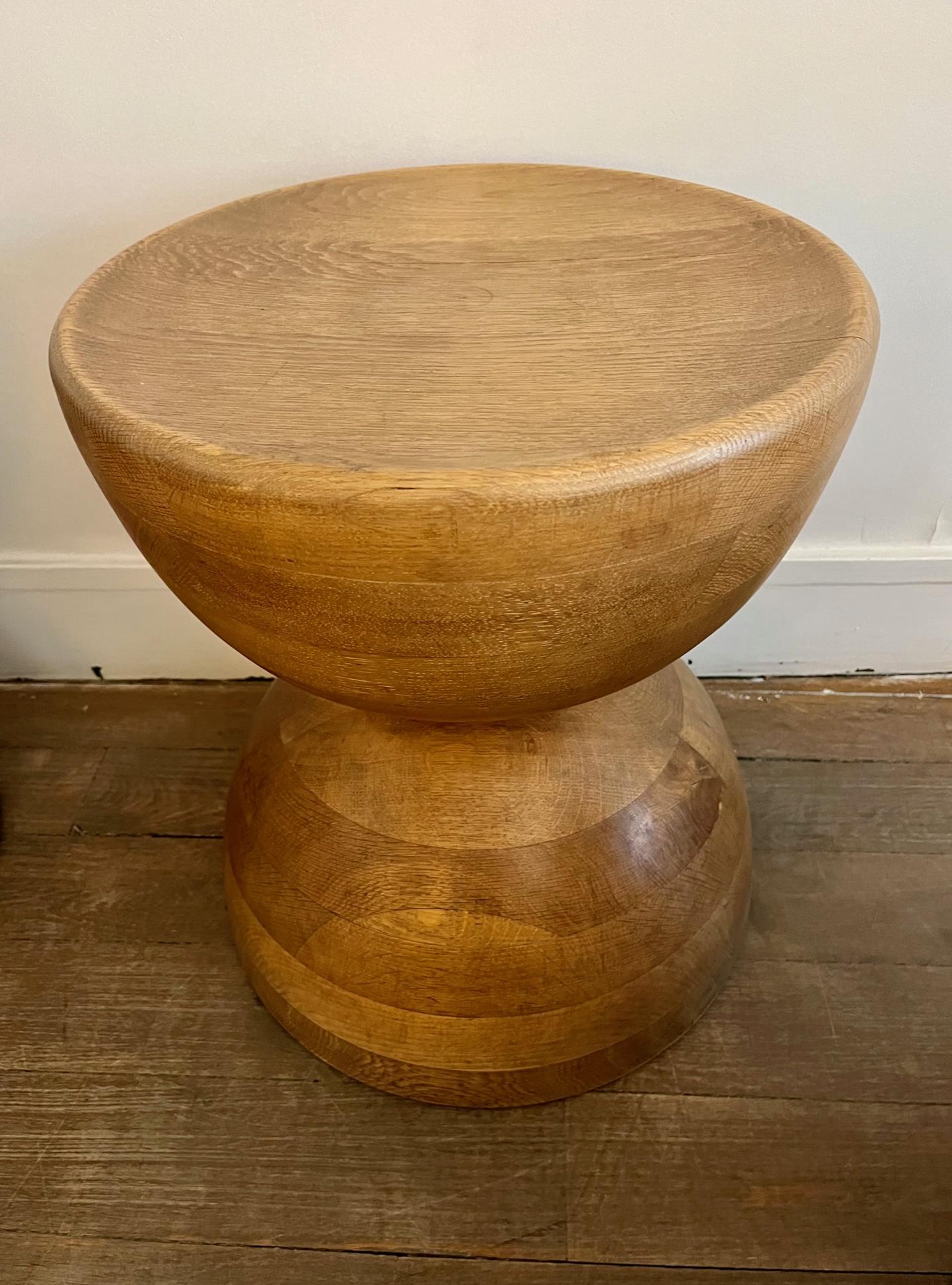 2 Oak Stools / End Tables, Italy circa 2009 In Good Condition In Paris, Ile-de-France