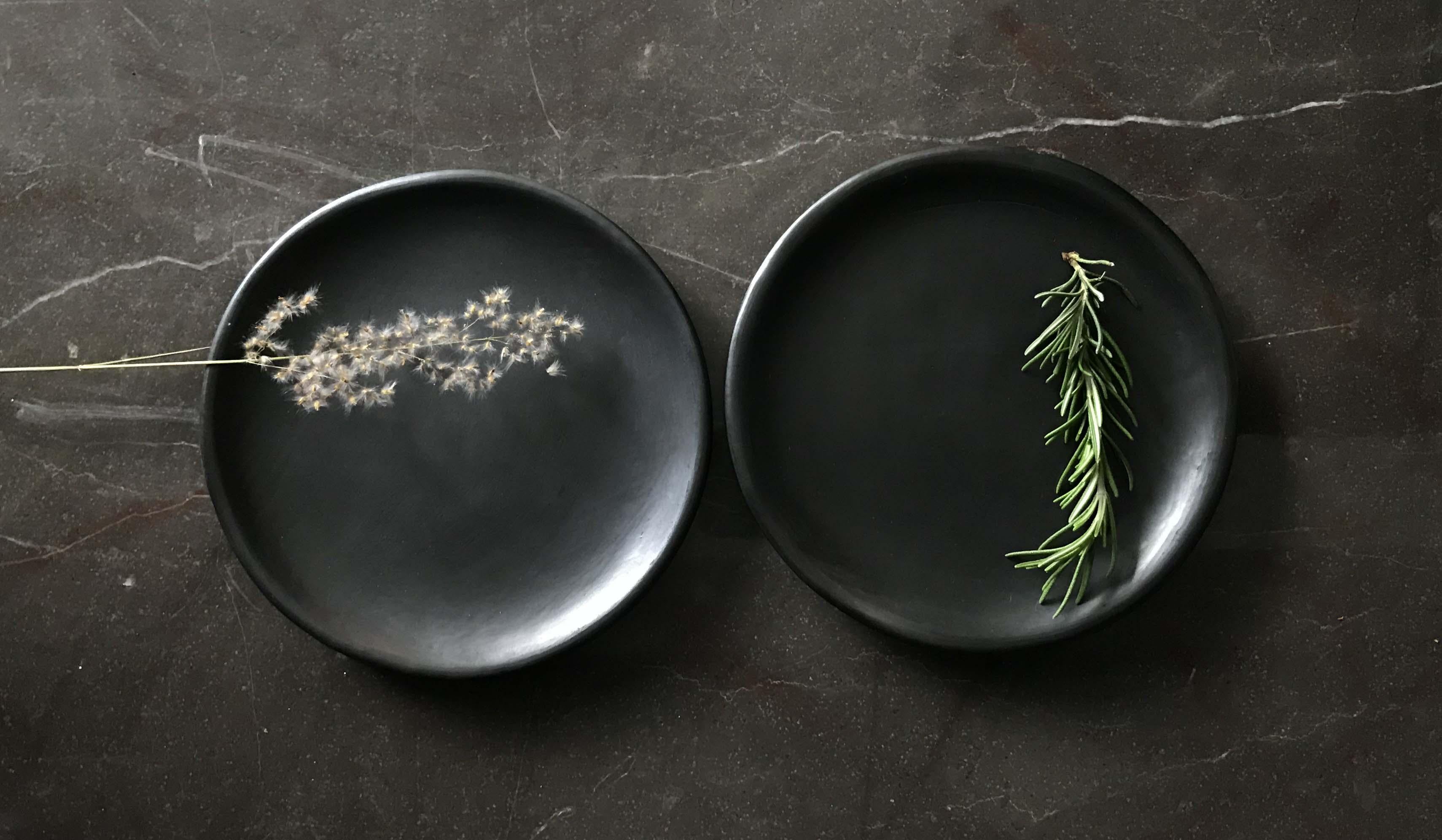 Oaxacan black clay 20cm plates handmade tableware burnished barro negro Oaxaca. Set of 2 pieces.

The soft and rich colour makes this side plate a stylish partner to bread, butter or more spectacular starters.

Handmade in Oaxaca, a state rich