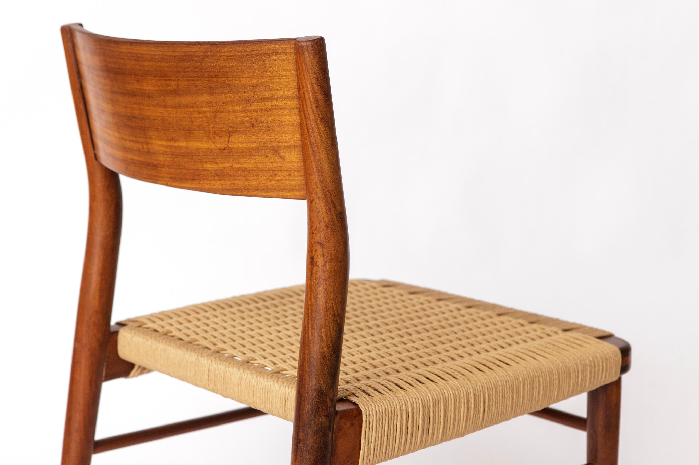 2 de 16 Chaises de salle à manger en teck par Georg Leowald pour Wilkhahn, Allemagne - Model No 351 en vente 1