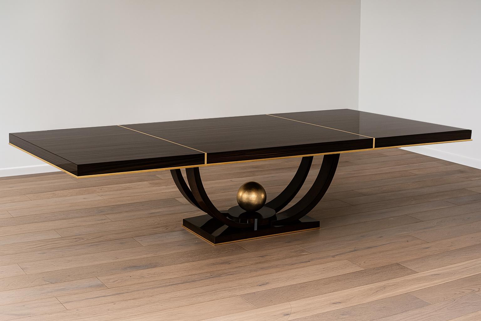1 di 2 depositi per Andrew Andrews

 Tavolo da pranzo Art Deco Macassar
- Piano da 144