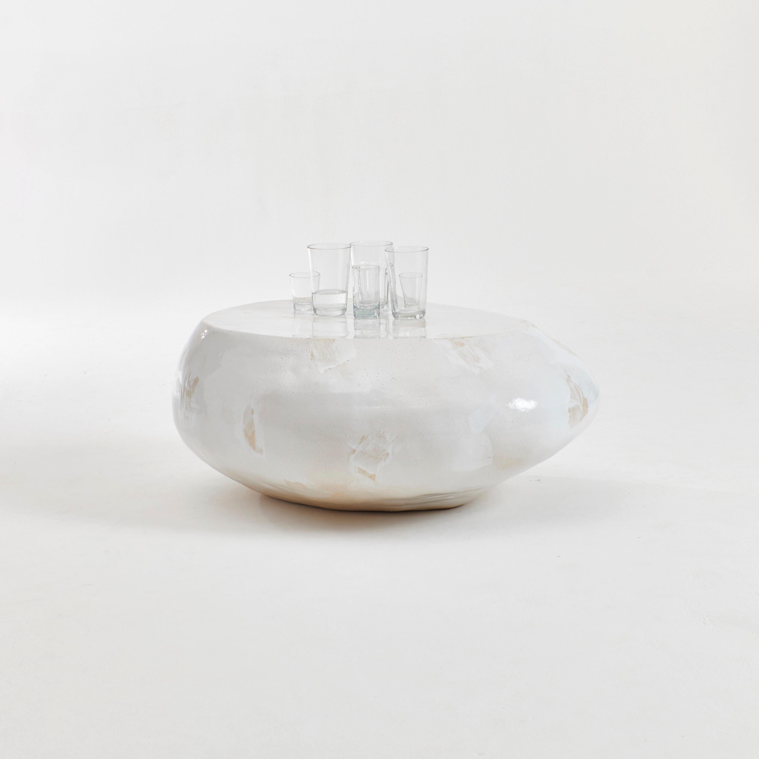 2 de 2 Paiement final Table sur mesure pour Tamara Feldman  Table basse en céramique blanche Neuf - En vente à Macieira de Sarnes, PT