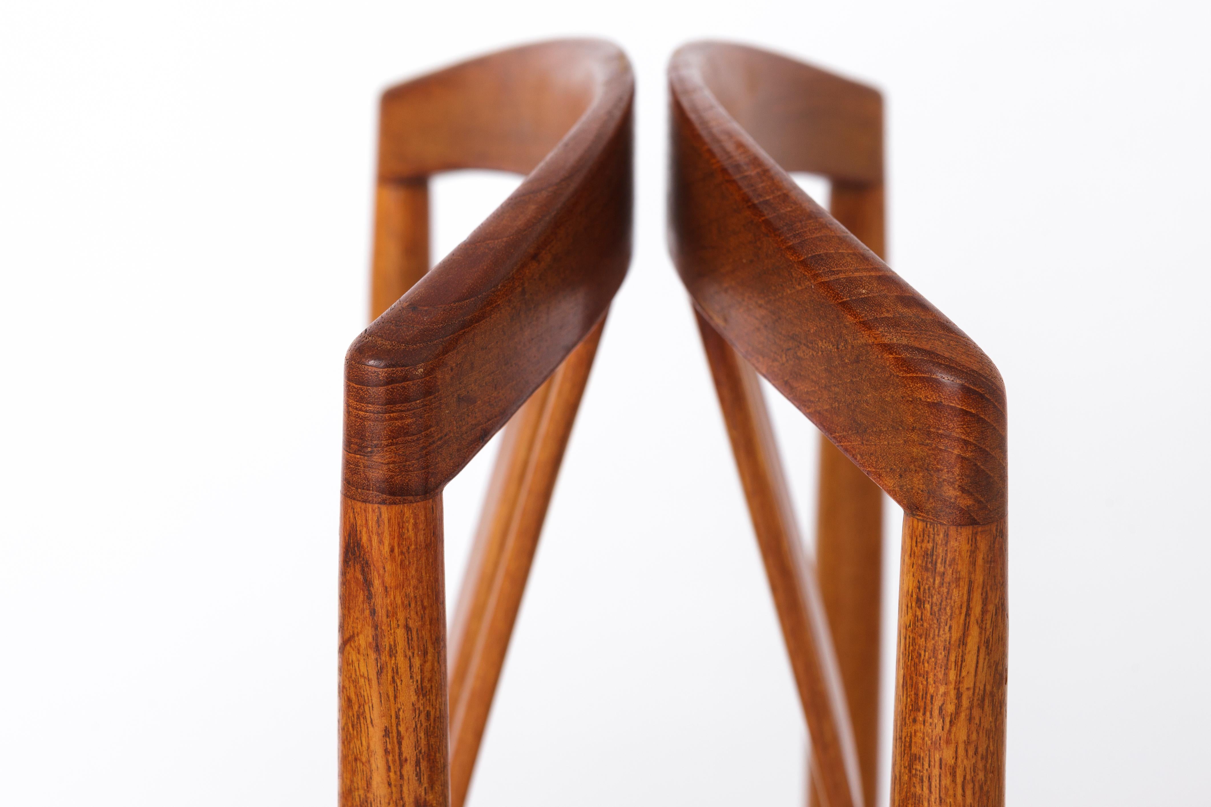 2 of 4 Chairs by Carl Ekström for Albin Johansson & Söner, Sweden, 1960s - Set o In Good Condition For Sale In Hannover, DE