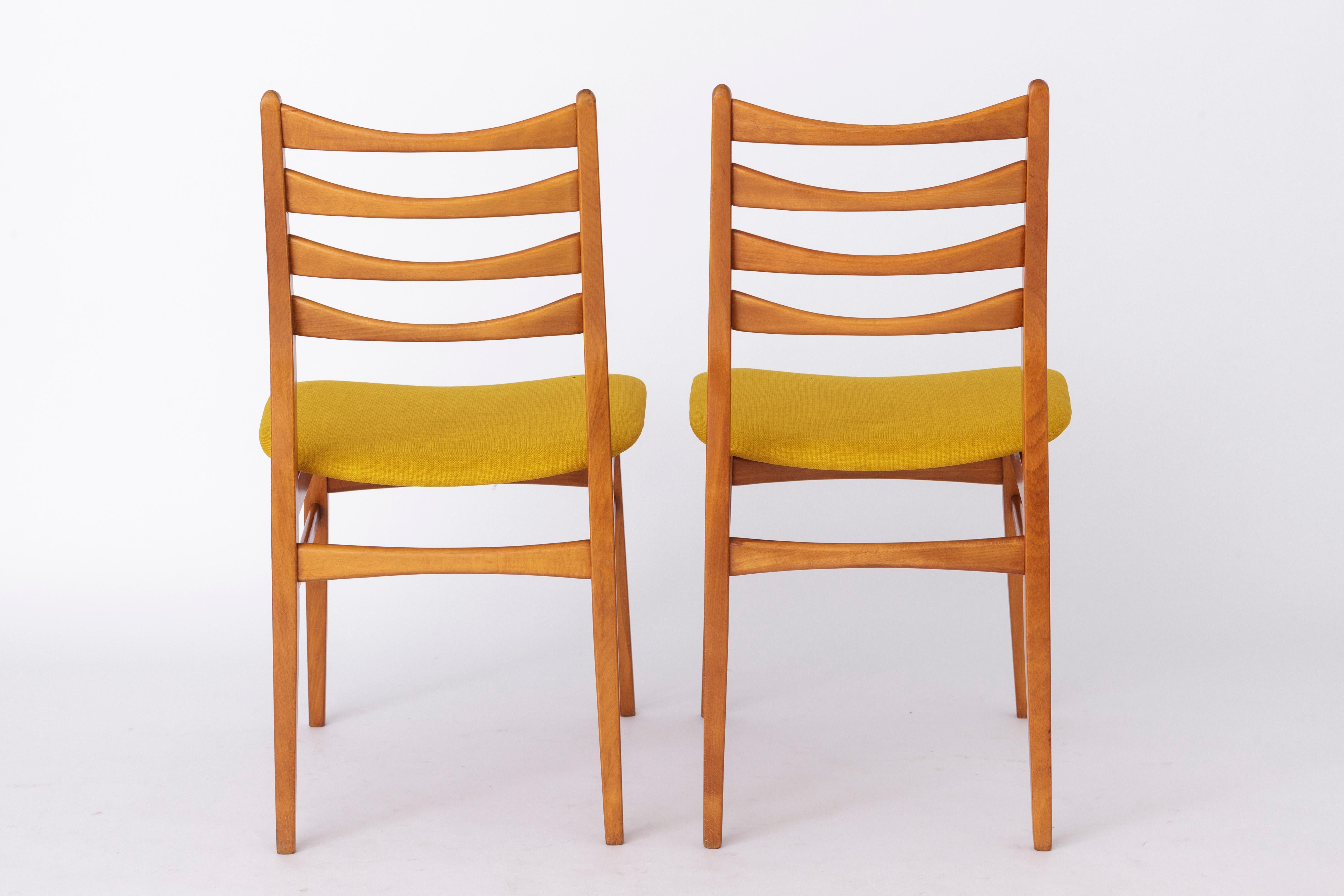 2 of 4 Vintage Chairs 1960s-1970s Germany In Good Condition For Sale In Hannover, DE