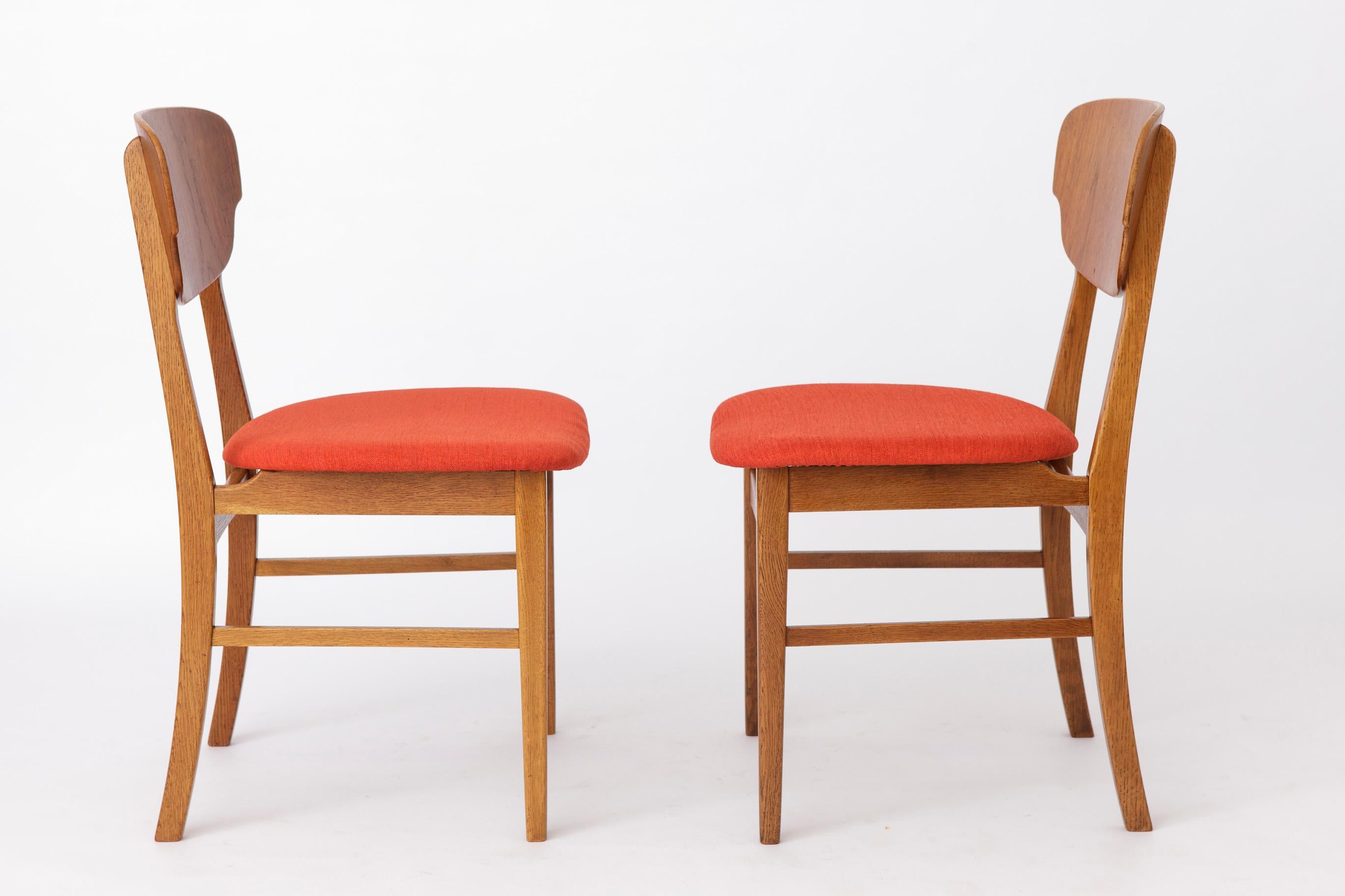 2 de 4 chaises de salle à manger vintage des années 1960, teck et chêne, design danois Bon état - En vente à Hannover, DE