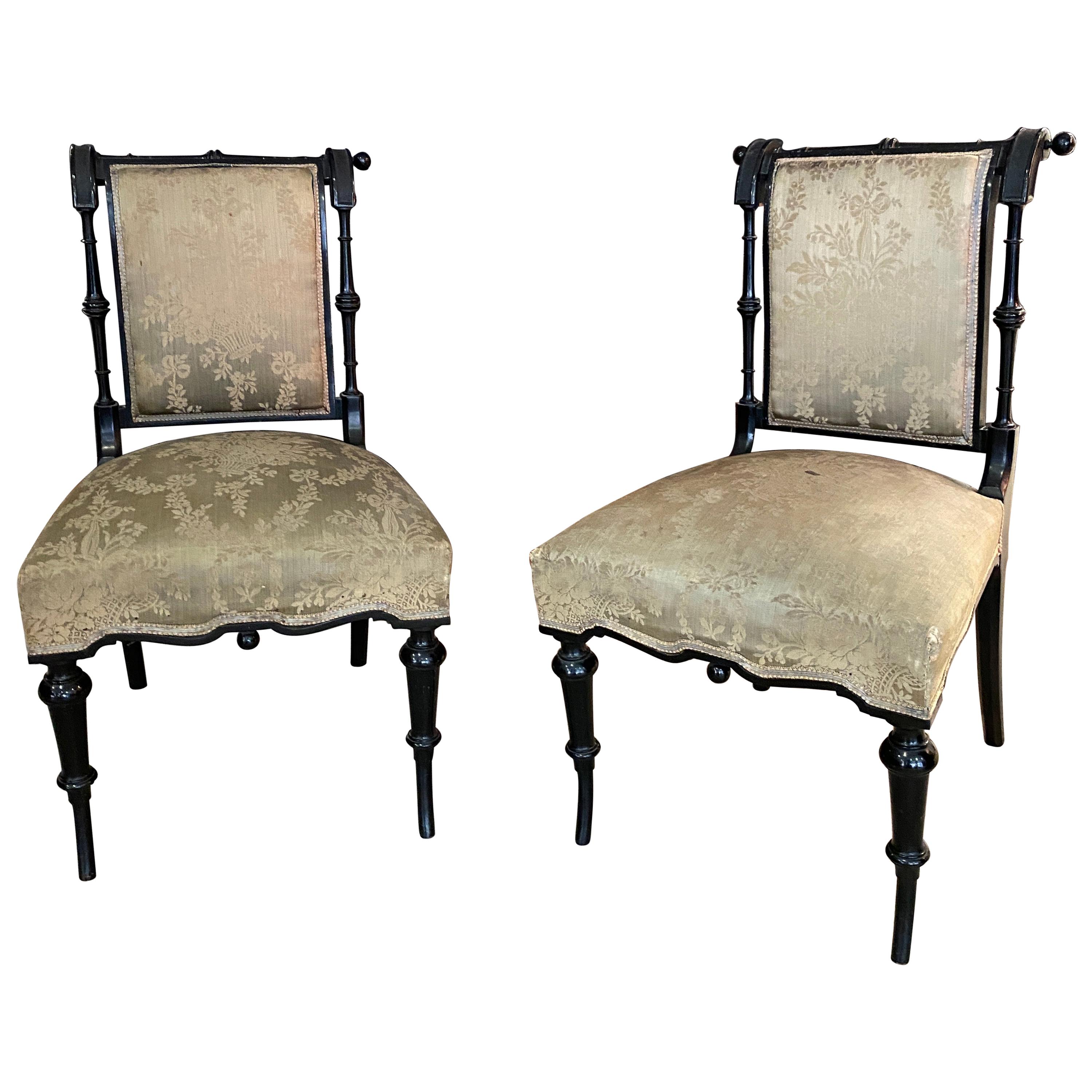 2 chaises originales Napoléon III en bois d'ébène, France, années 1850