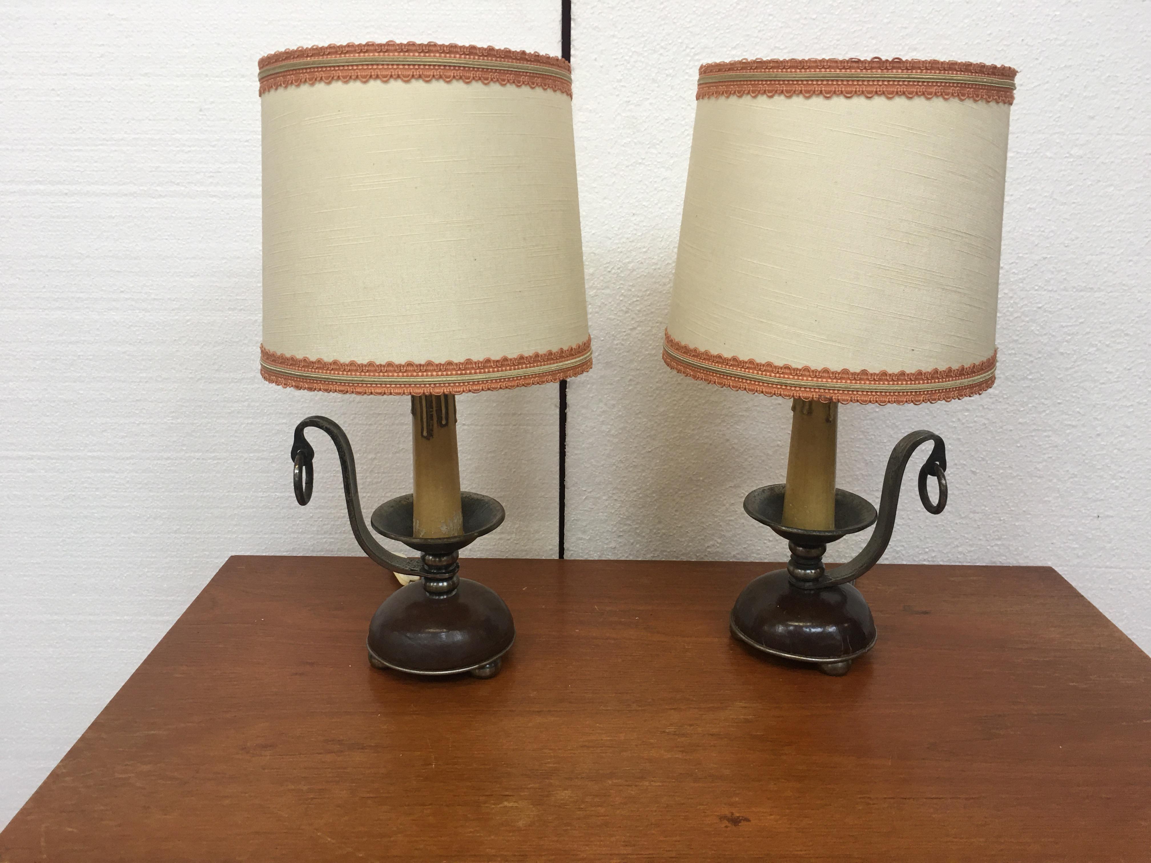 Mid-Century Modern 2 Original Wrought Iron Lamps circa 1950/1960 Lampshade in Good Condition  For Sale