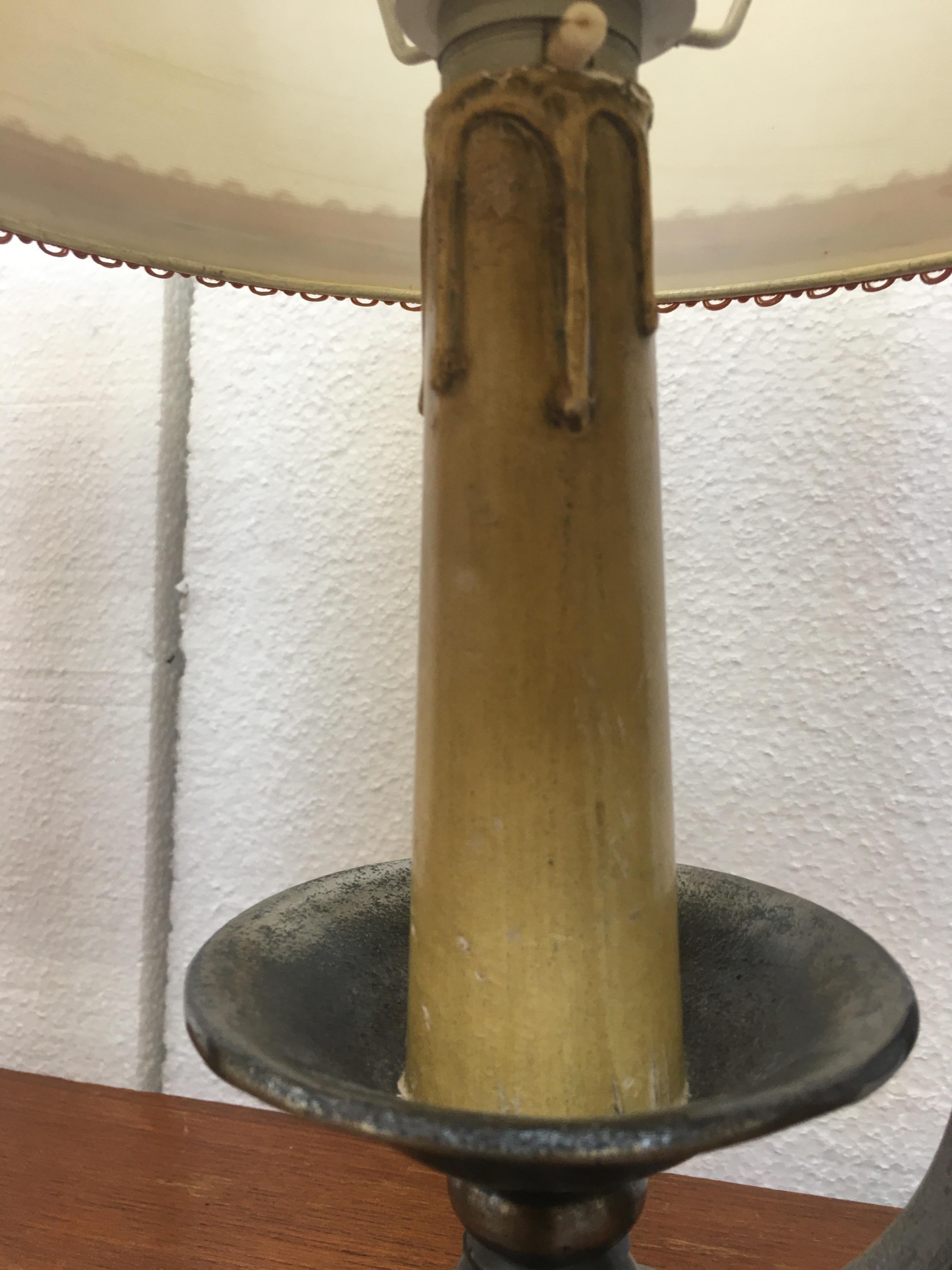 2 Original Wrought Iron Lamps circa 1950/1960 Lampshade in Good Condition  For Sale 2