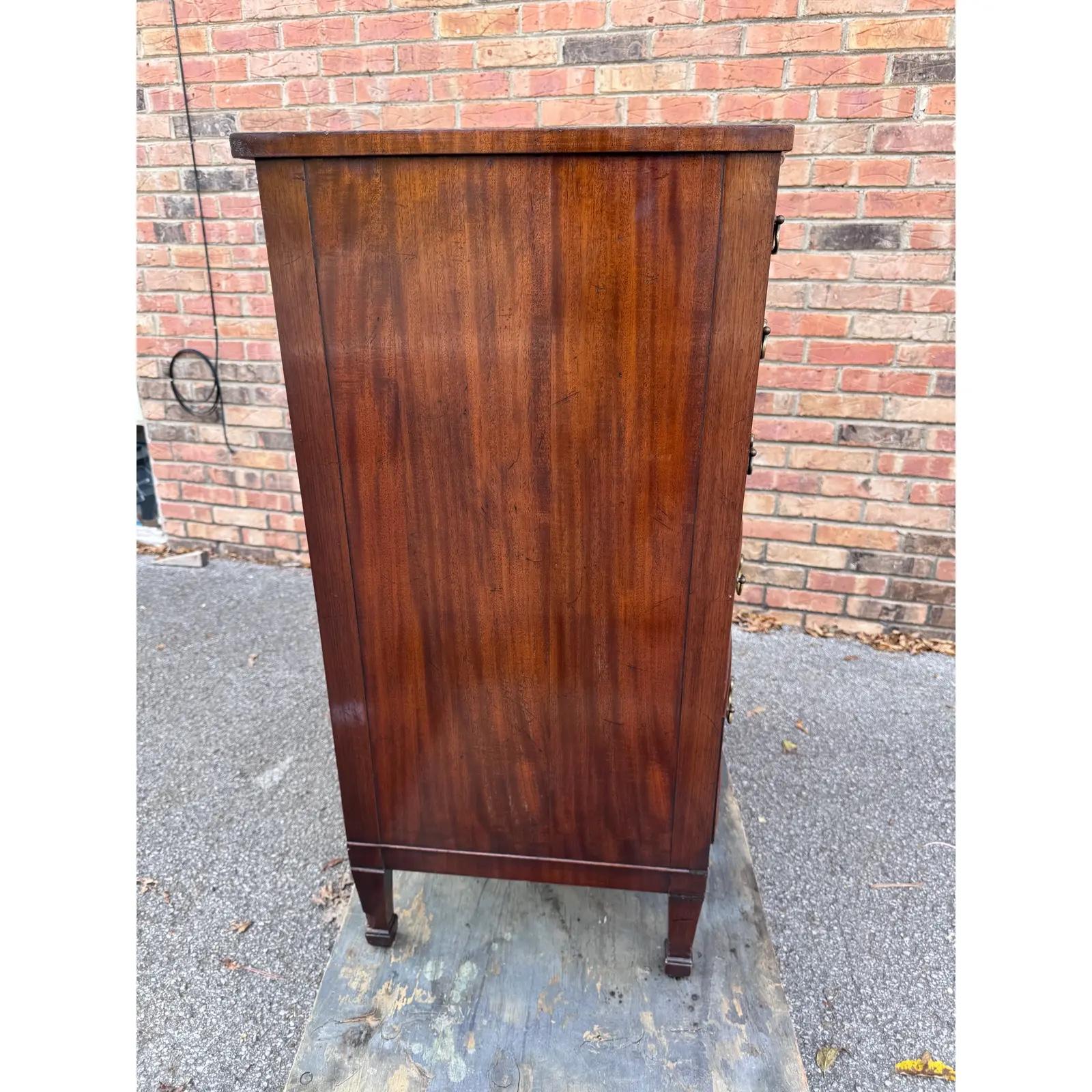 2 su 4 Petto con arco inglese in vendita 5