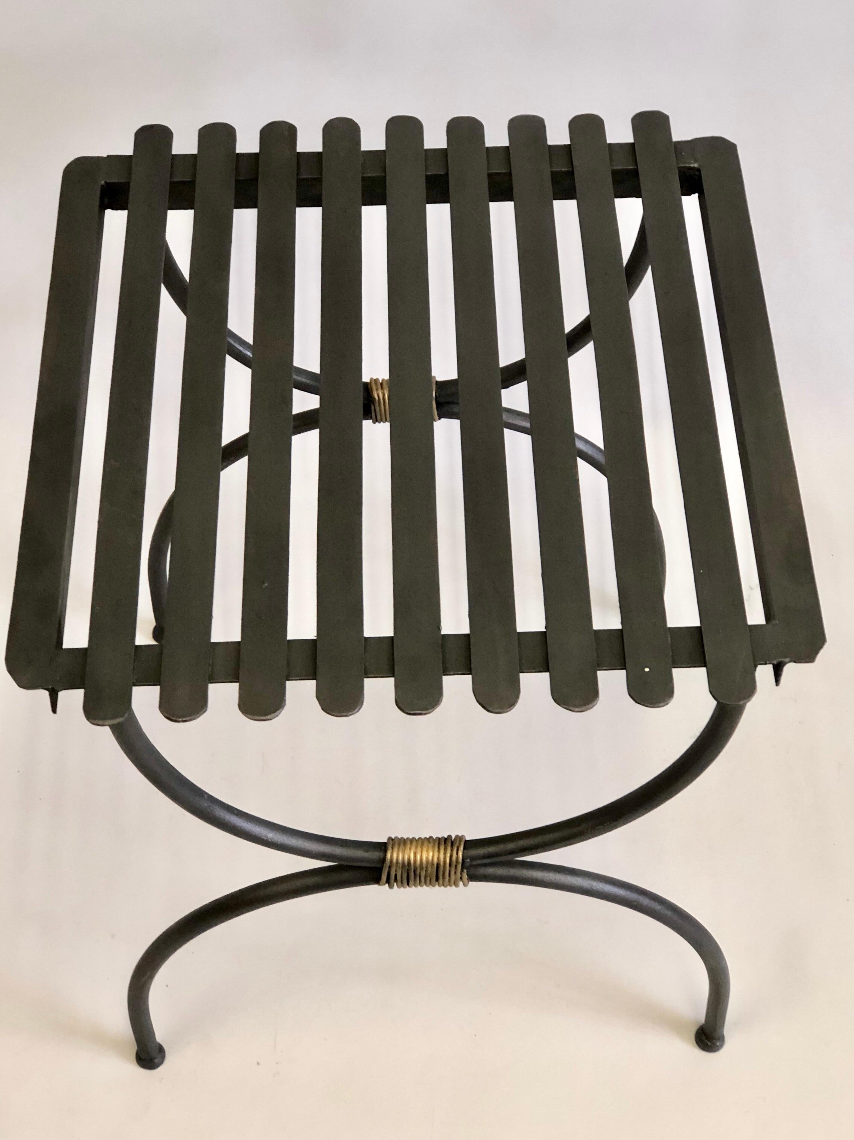 Pair of French Modern Neoclassical Iron Bench / Luggage Racks In Good Condition For Sale In New York, NY