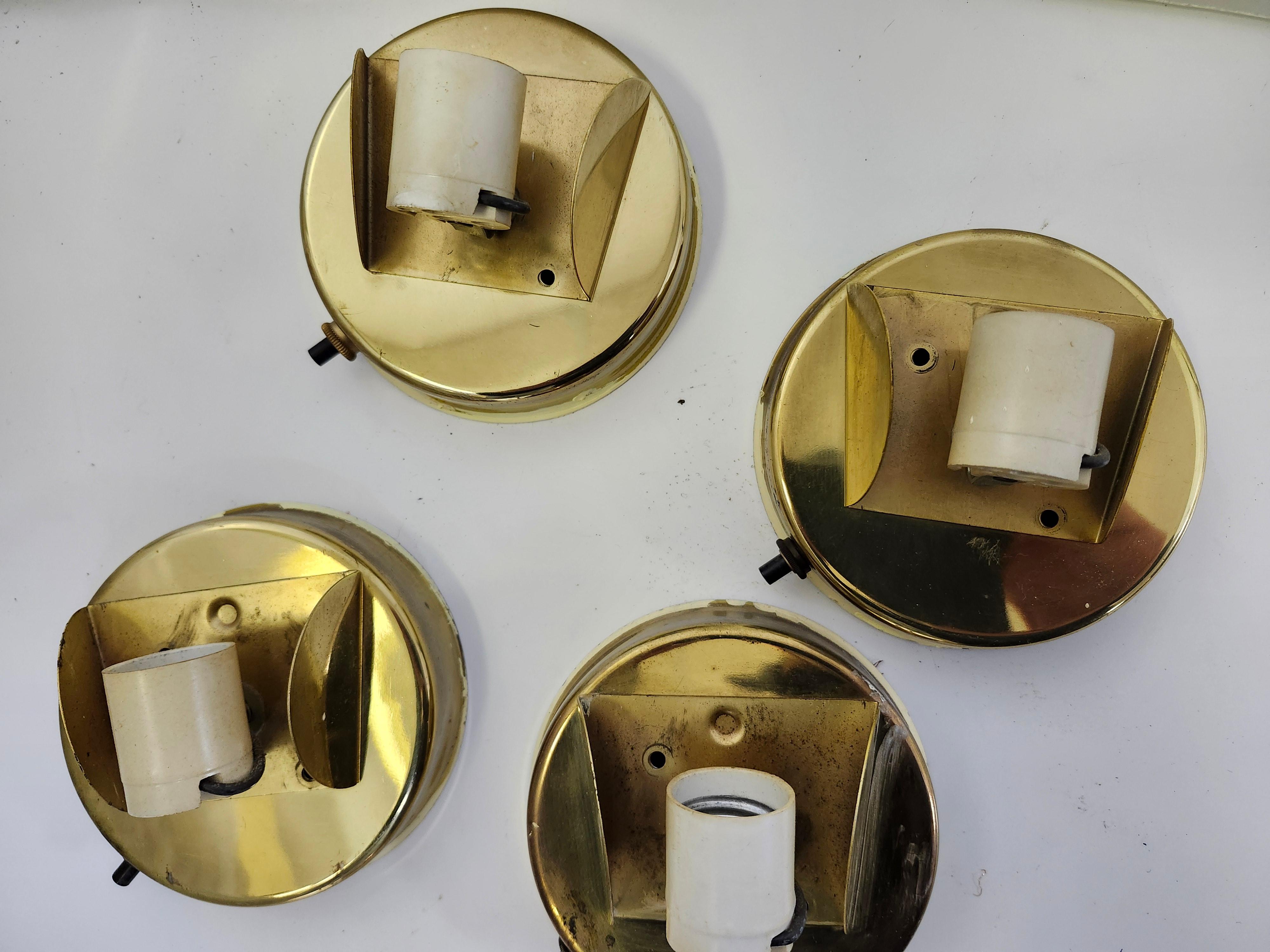 2 Pares de Apliques de Cristal y Latón Modernos de Mediados de Siglo de Progress Lighting en Bueno estado para la venta en Port Jervis, NY