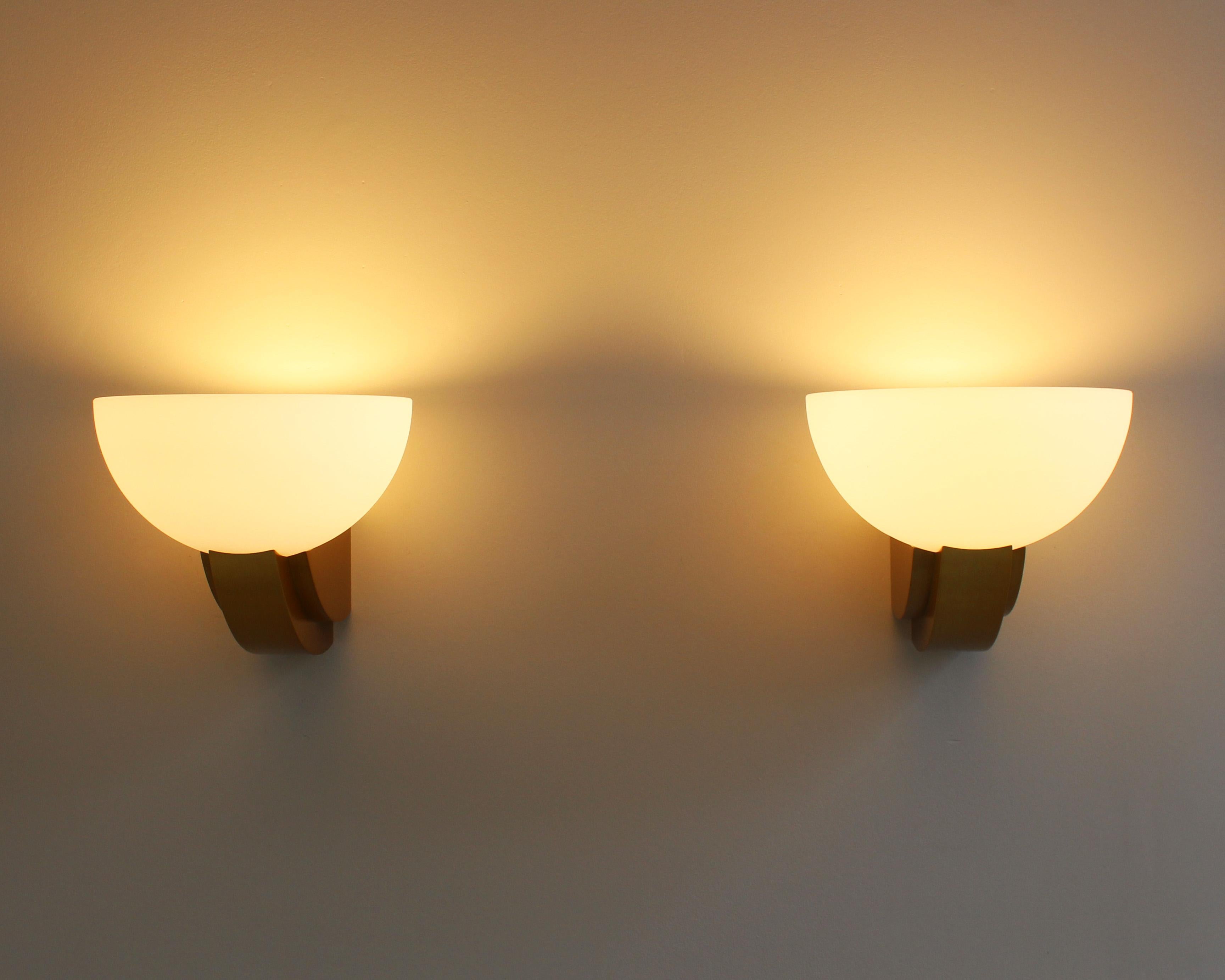 2 Pairs of Fine French Art Deco Bronze and Glass Sconces by Jean Perzel For Sale 3