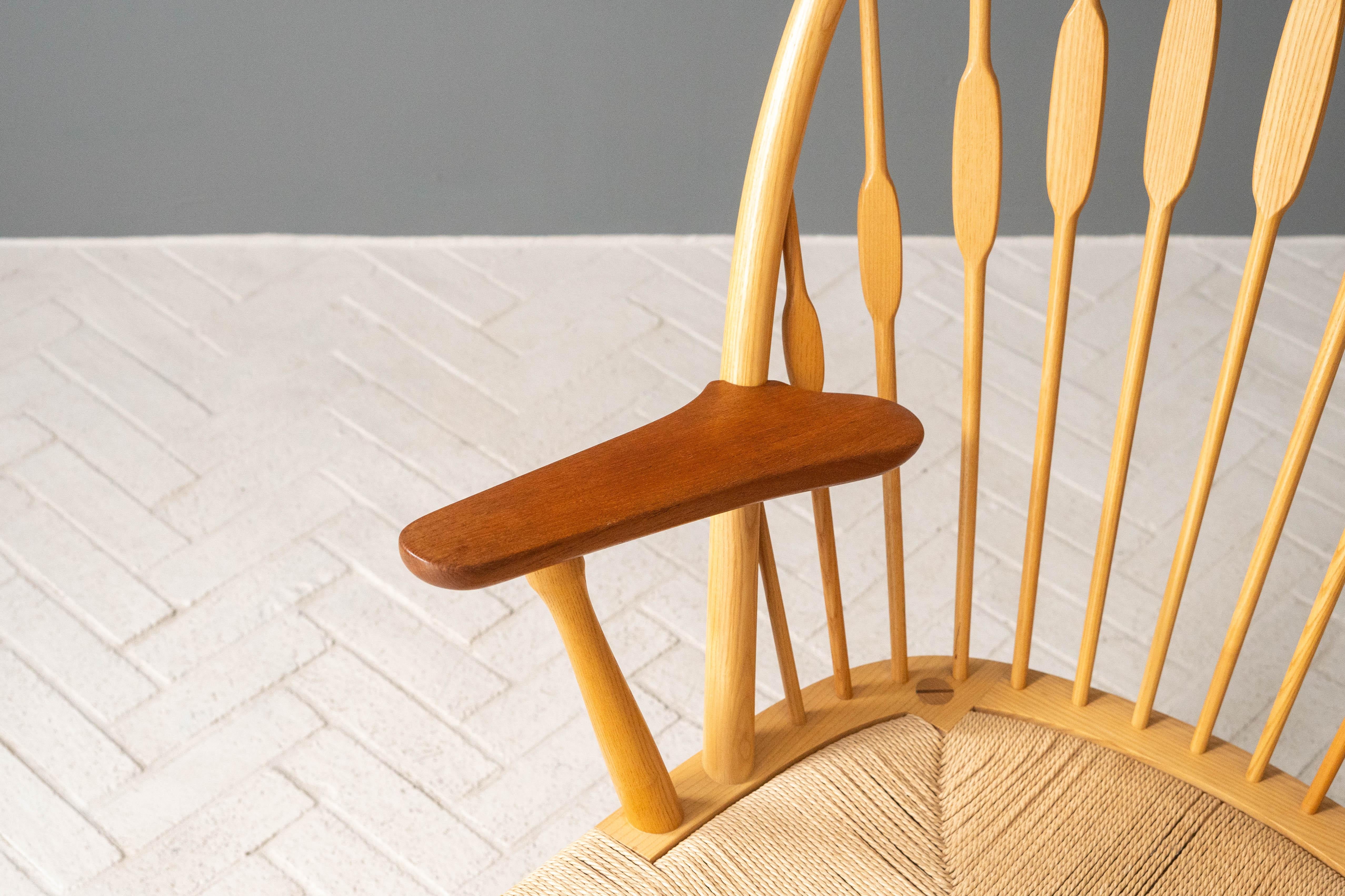 Paar Hans Wegner Pfauenstühle im Angebot 3