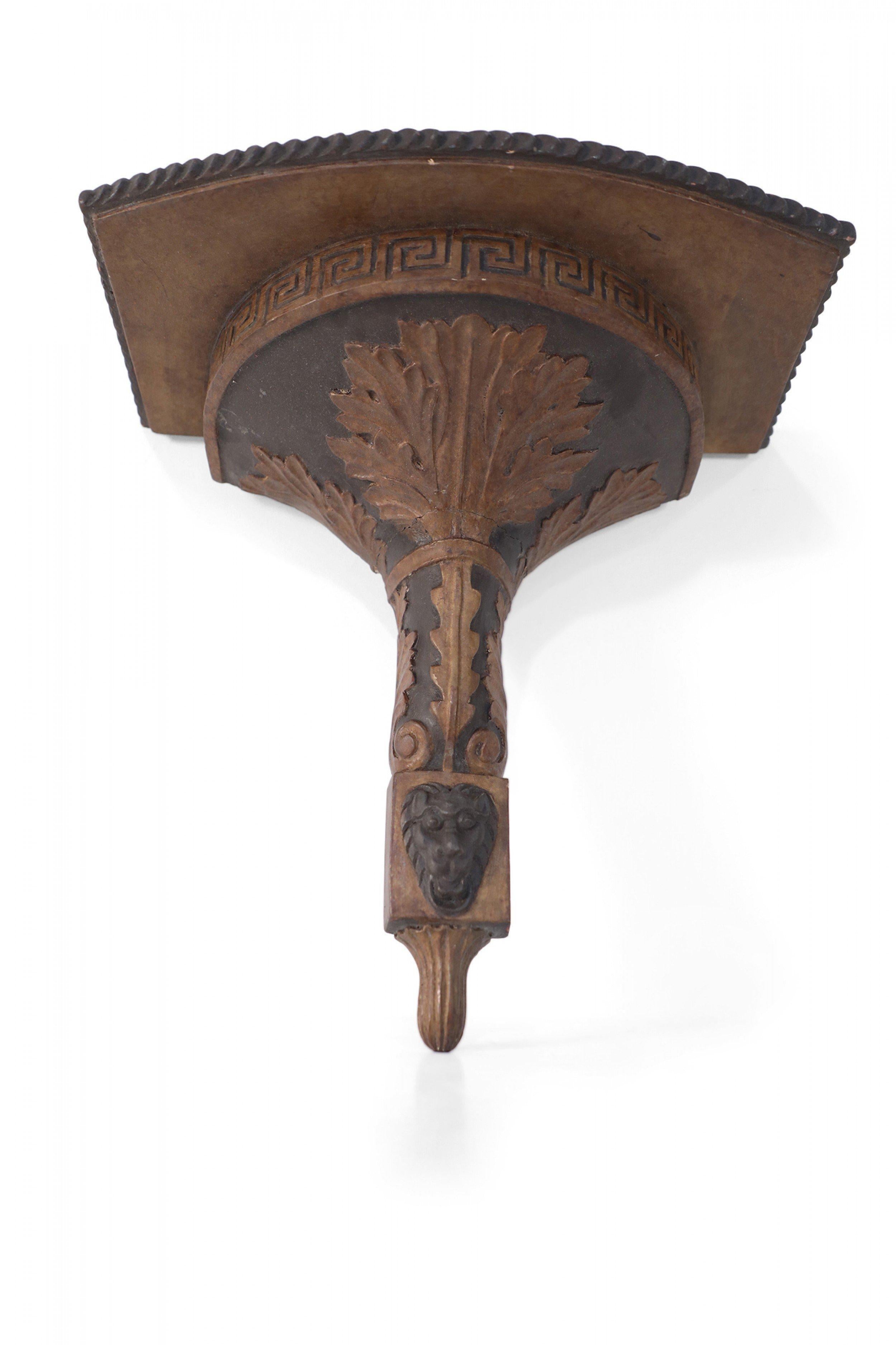 Holzpaar im neoklassischen Stil, geschnitzter griechischer Schlüssel und Akanthusblatt-Design, 2 Paare im Angebot 4