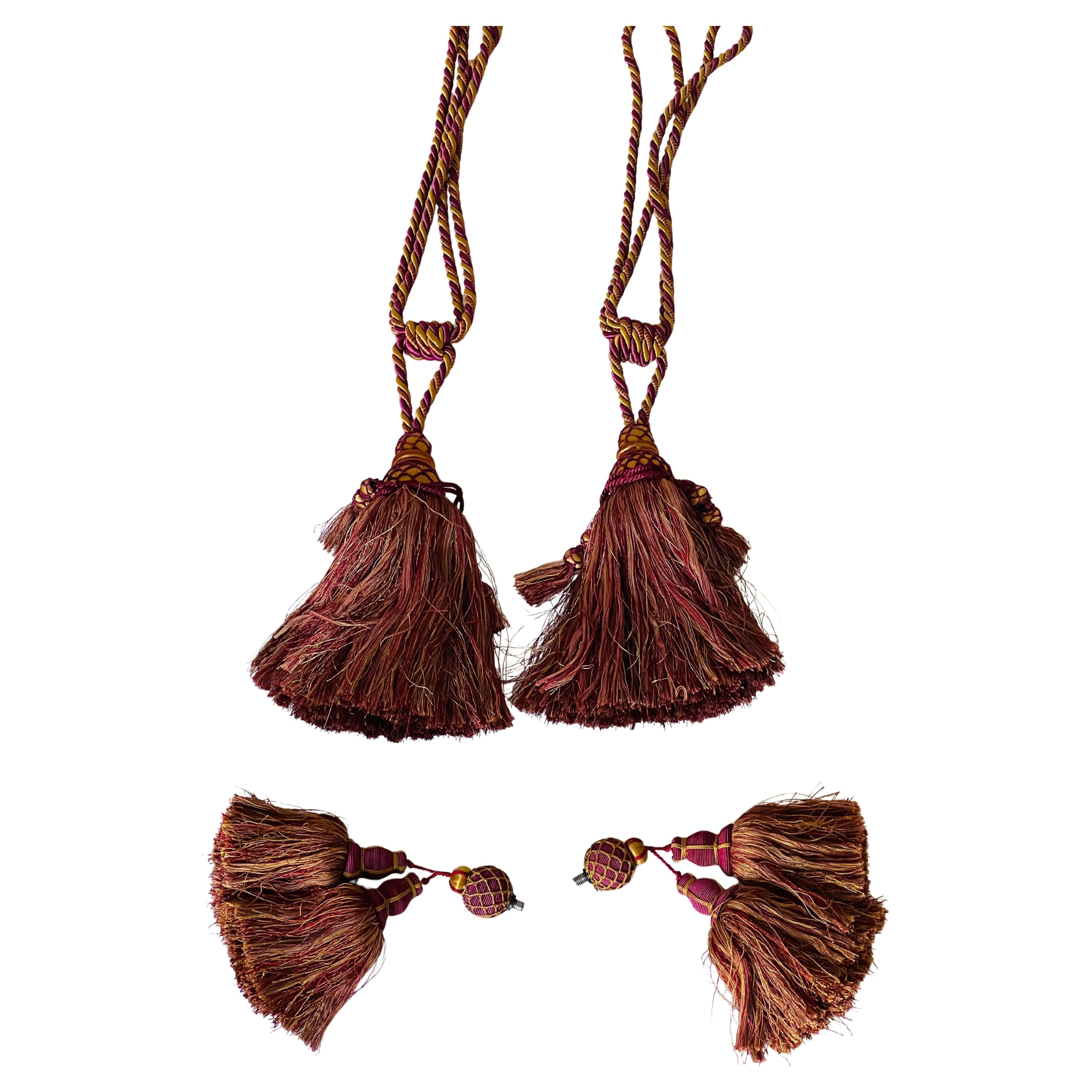 2, Pairs of Raspberry Red Gold Silk Tiebacks with Tassels im Angebot