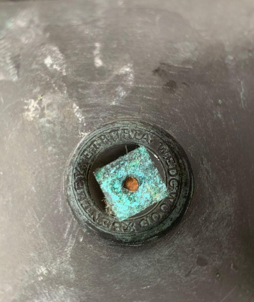 2 coppie di urne e cassette in basalto nero Wedgwood & Bentley del XVIII secolo in vendita 13