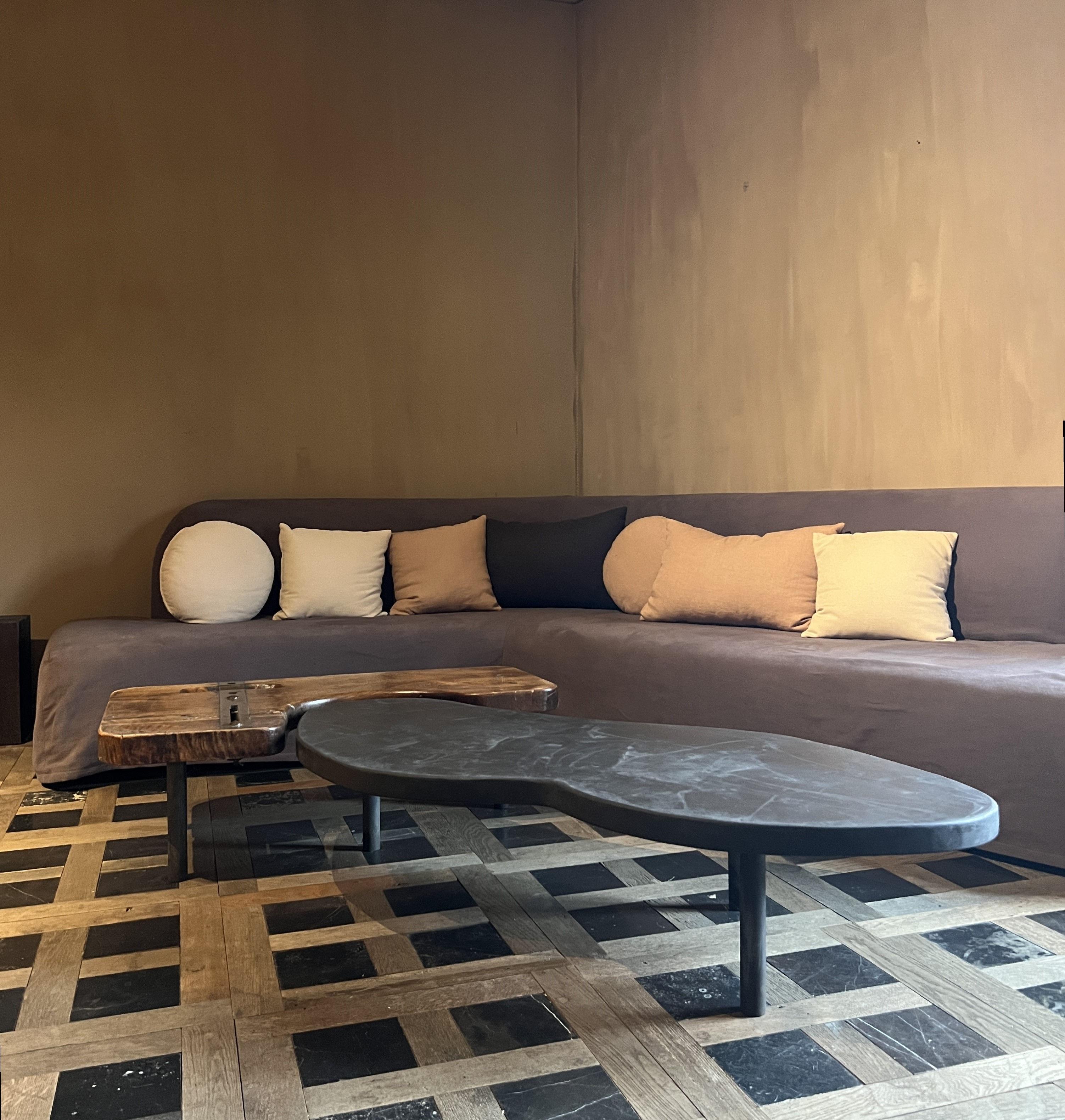 Table basse en 2 parties, bois récupéré et plâtre marbré Neuf - En vente à Vosselaar, BE