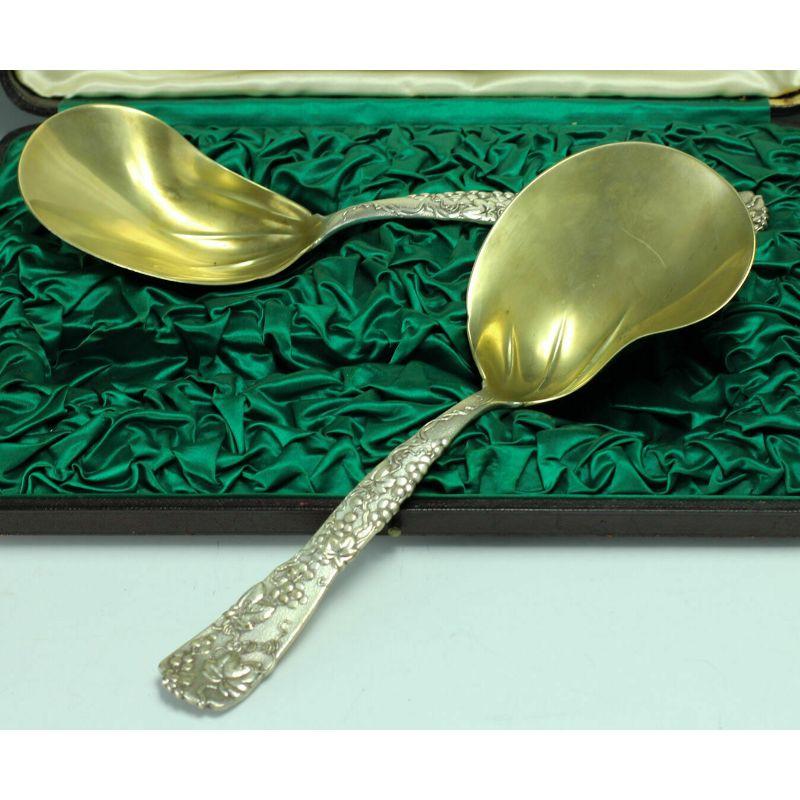 2 Pc Set Tiffany & Co. Sterling Silver Berry Server Spoons in Original Box c1923 For Sale 3