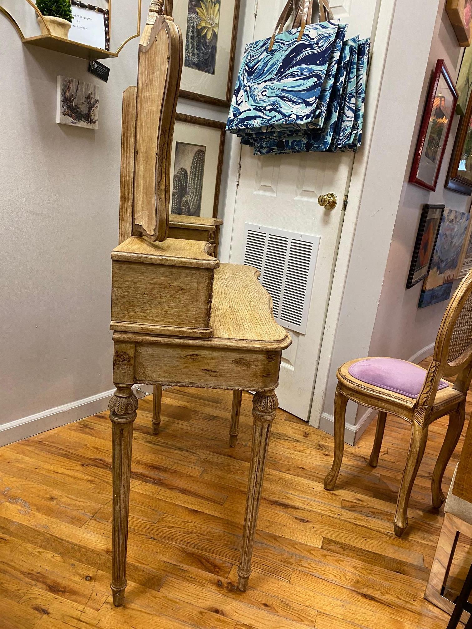 Cane 2-Piece Vintage Painted Vanity with Beveled Mirror and Chair