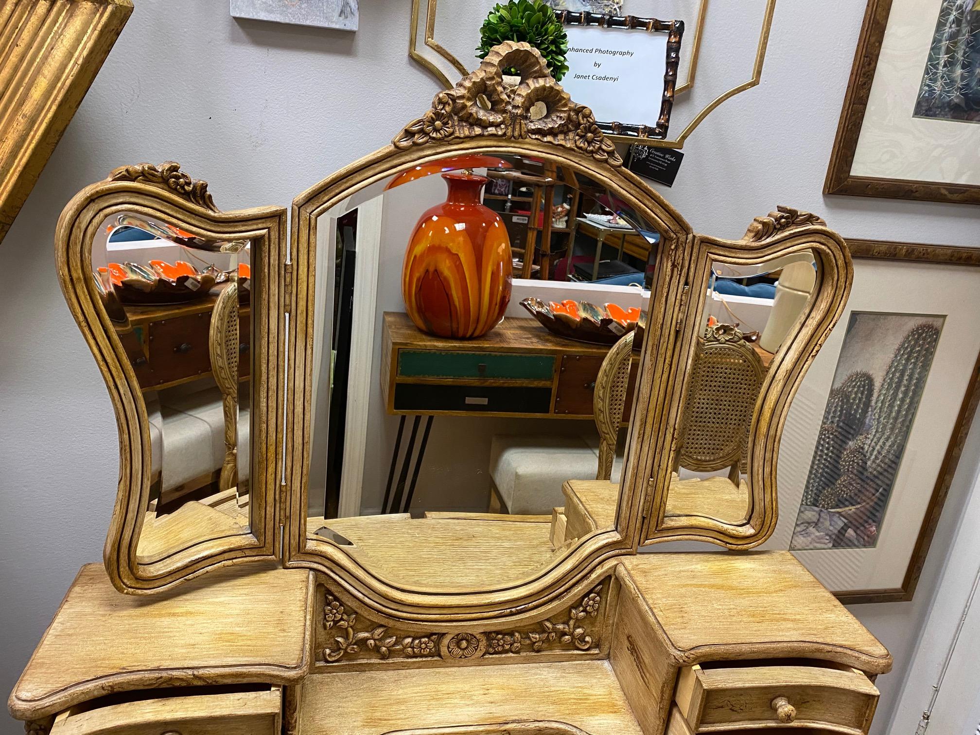 2-Piece Vintage Painted Vanity with Beveled Mirror and Chair 3