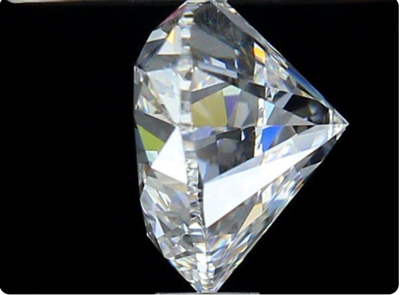 Women's or Men's 2 Pcs Natural Diamonds, 0.60 Ct, Heart, F, SI1, GIA Certificate