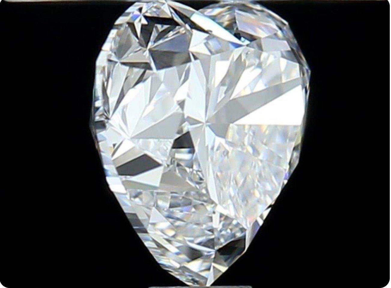2 Pcs Natural Diamonds, 0.60 Ct, Heart, F, SI1, GIA Certificate 1